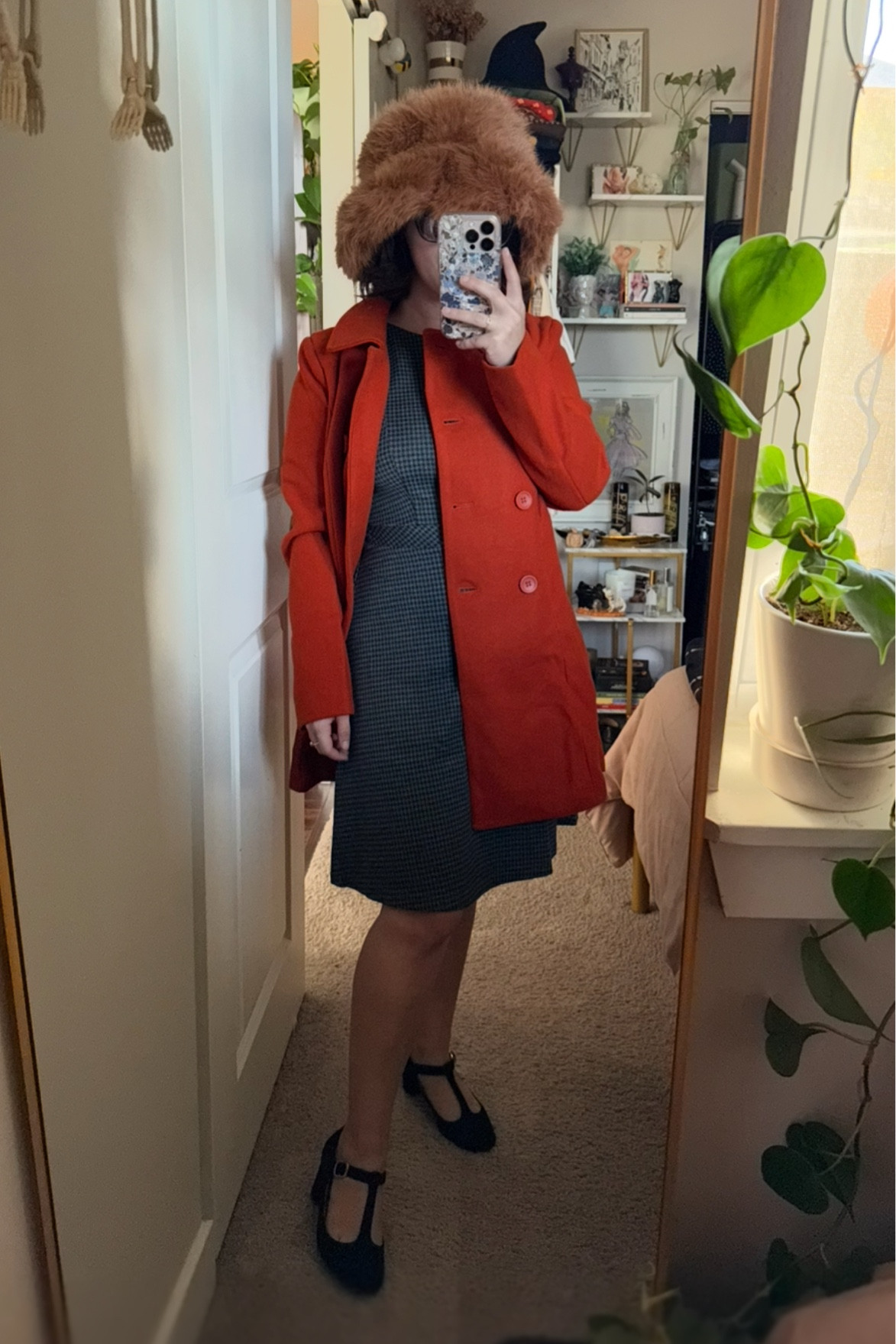 The restaurant we’ll be going to on Halloween said “classy costumes”, so we’re going with Holly Golightly and Paul Varjack during the scene they steal the masks (not pictured) and have their first smooch  

#LTKStyleTip #LTKSeasonal #LTKHalloween