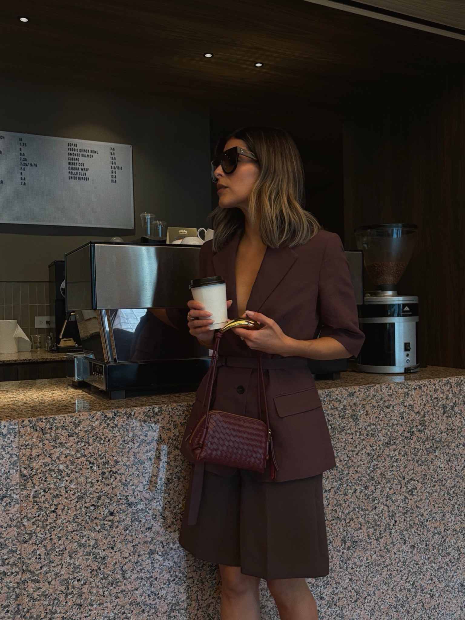 The chicest short sleeve linen blazer