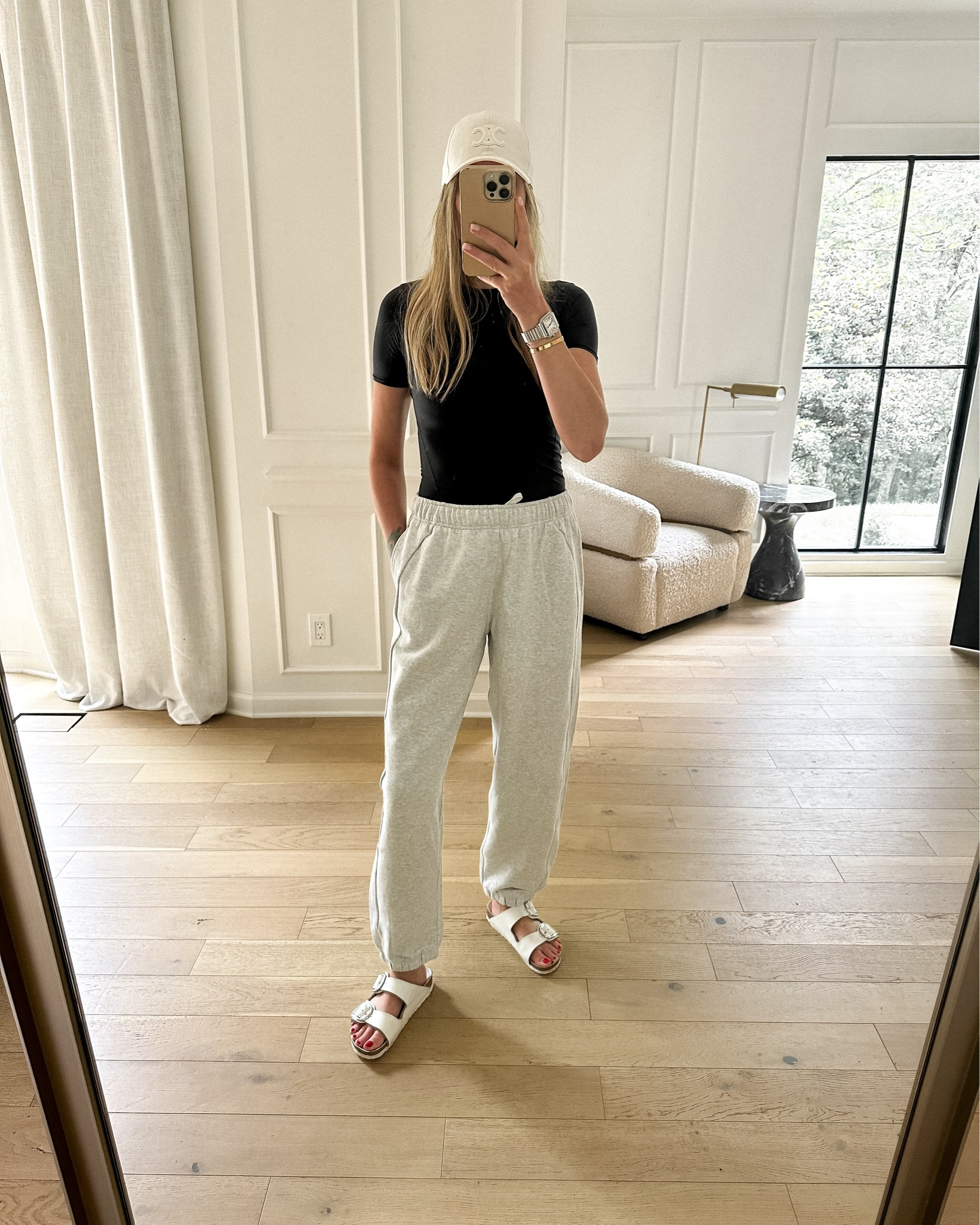 The most comfortable joggers! I sized
Up to a medium for a relaxed fit. I’m 5’10 and the length is perfect! 

#LTKFindsUnder100 #LTKOver40 #LTKStyleTip