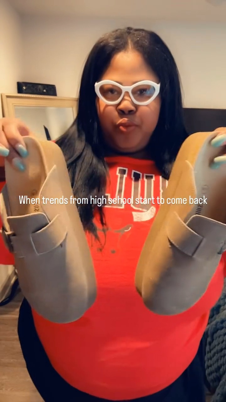 Shout out to @Cushionaireshoes for making one of my favorite comfort shoe styles relevant again—and for partnering with me to spread the word about it!

I remember begging my mom for these! 😝

The genuine leather upper and cushioned 1.4-inch platform footbed make them an easy slip-on-and-go option. It’s that perfect mix of nostalgia with a modern twist—gotta love it!

@cushionaireshoes @stackinfluence #cushionaire #cushionairepartner #comfort #definedbycomfort

#LTKFindsUnder100 #LTKShoeCrush