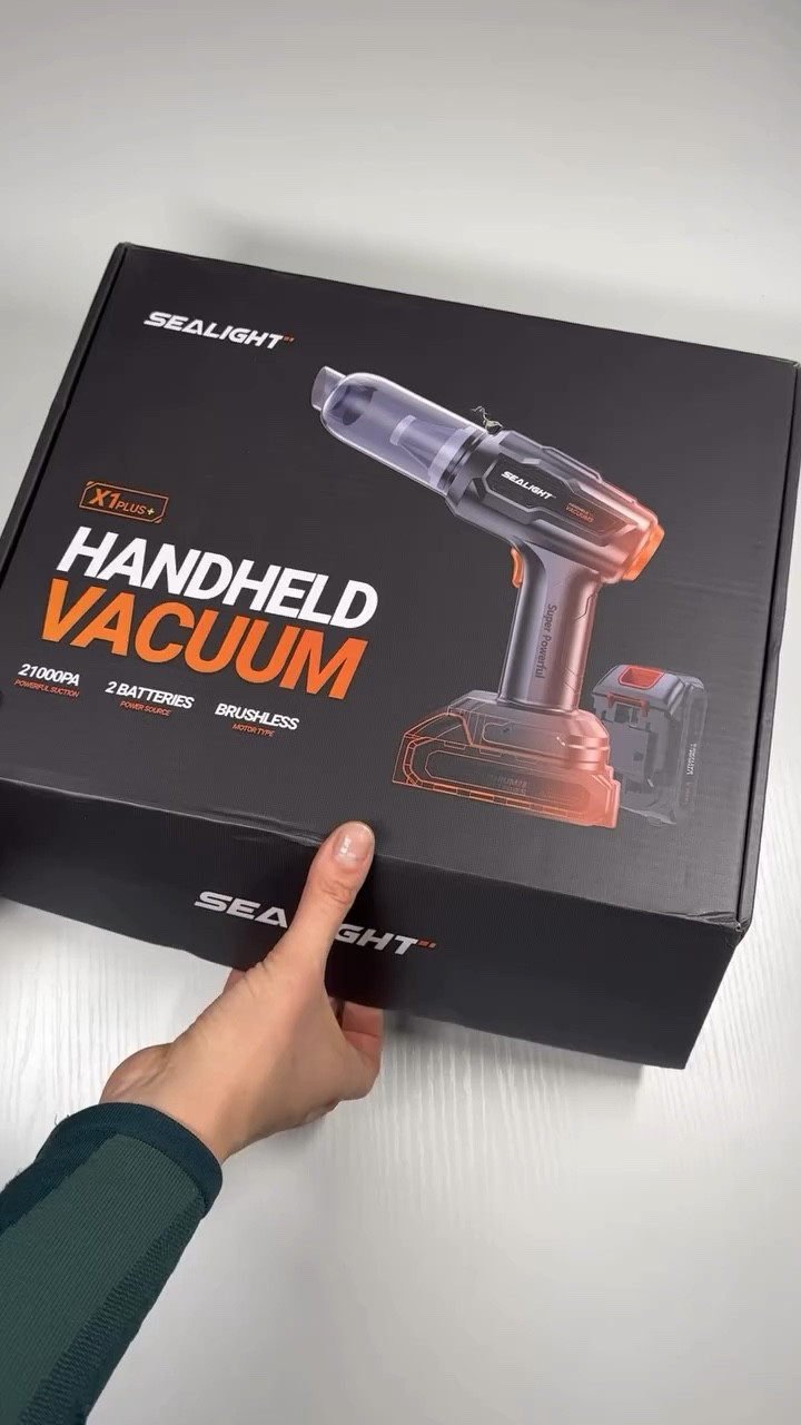 A vacuum cleaner that makes cleaning your car easy and enjoyable with @sealight_official ! Now every journey becomes even more comfortable.

#CarCleanliness #Convenience #VacuumCleaner #CarCleaning #ComfortOnTheRoad #Cleaning #CarAccessories