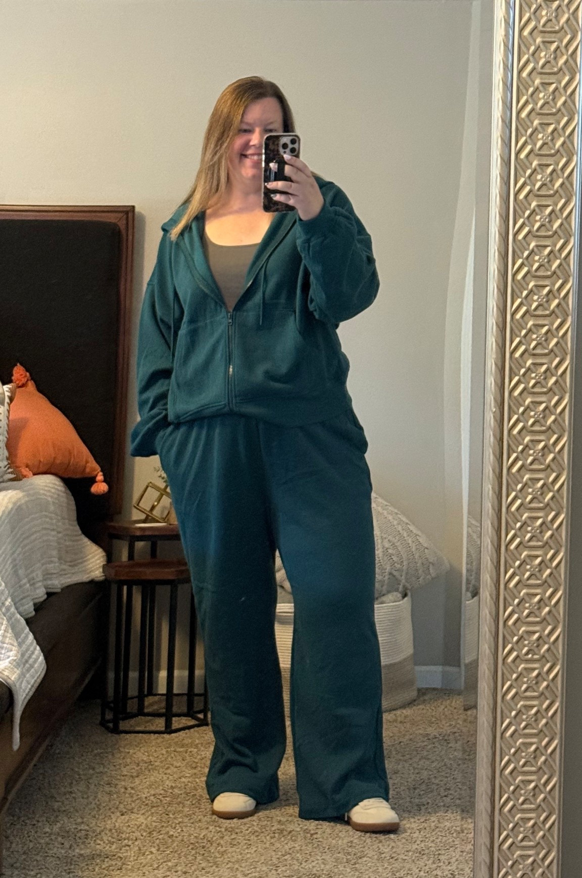 Jacket XXL
Sweatpants XL
Shoes TTS 11

#LTKOver40 #LTKActive #LTKMidsize