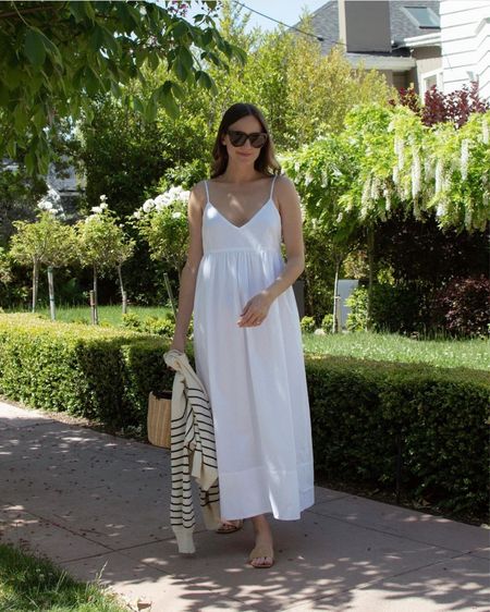 My favorite white dress 〰️ non-maternity but works so well for a bump and wore it all throughout my pregnancy. A classic! 

#LTKbump #LTKFind #LTKSeasonal