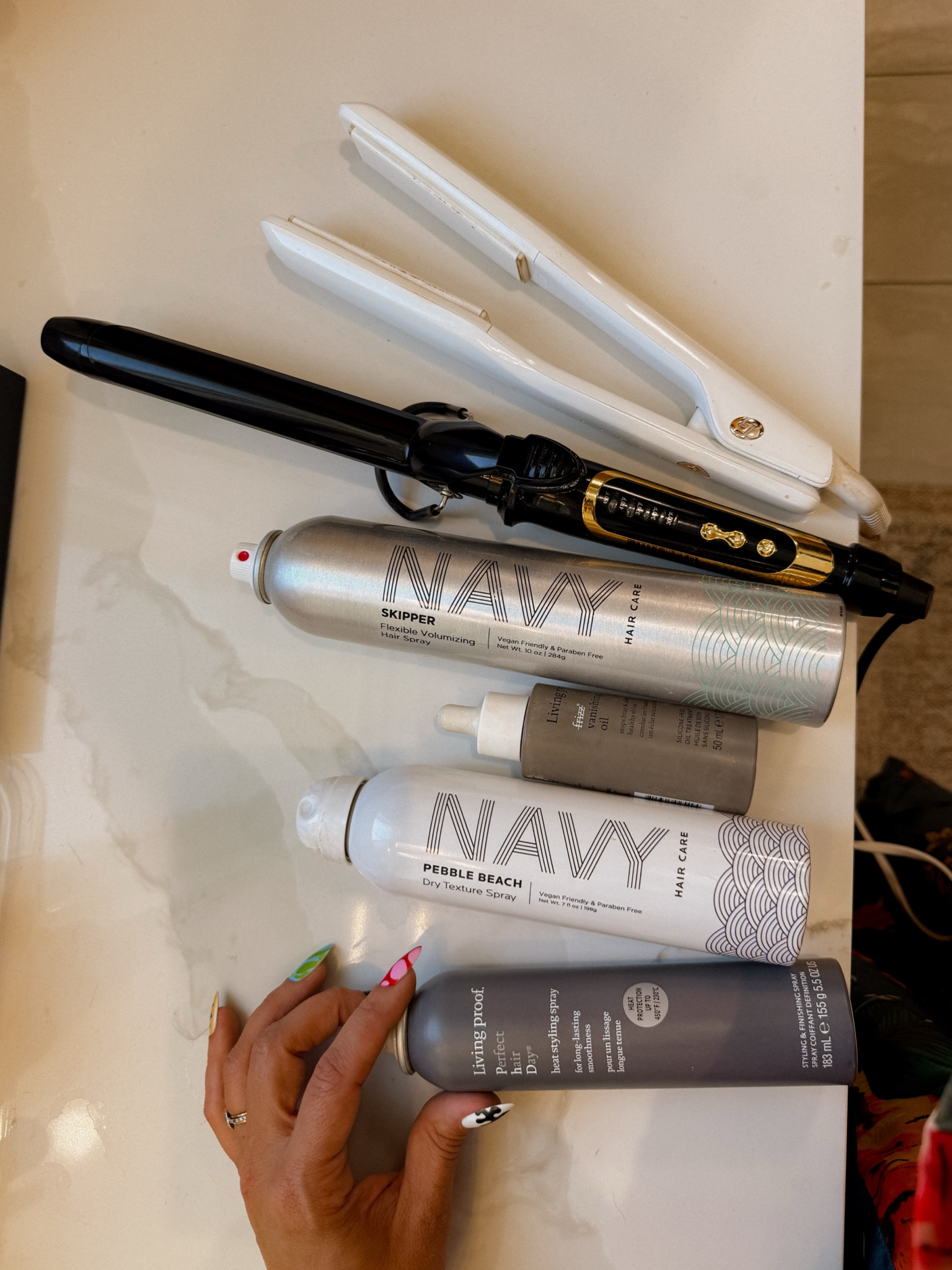 Everyday hair shizz
This curling iron is THE BEST!


#LTKFindsUnder50 #LTKStyleTip #LTKBeauty