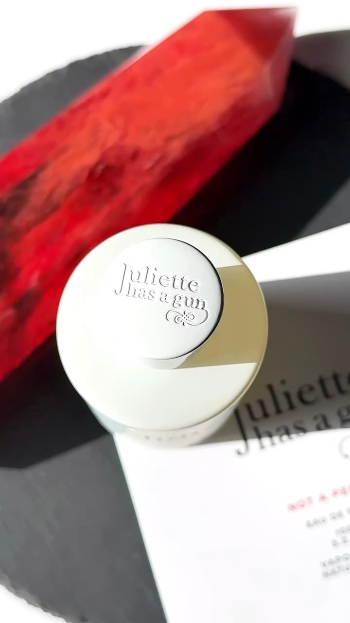 Gifted by @juliettehasagun 

🔴 Not a Perfume 

Key Note: 
- Cetalox (synthetic ambergris)

Not a Perfume is such a unique scent because it’s made with a singular note, Cetalow. It is known for being a sheer scent and has a skin like musk scent to it. It’s hypoallergenic and subtle while still being sophisticated. 

#jhagnotaperfume #notaperfume #fragrance #fragrances #fragrancecommunity #softaesthetic #softscents