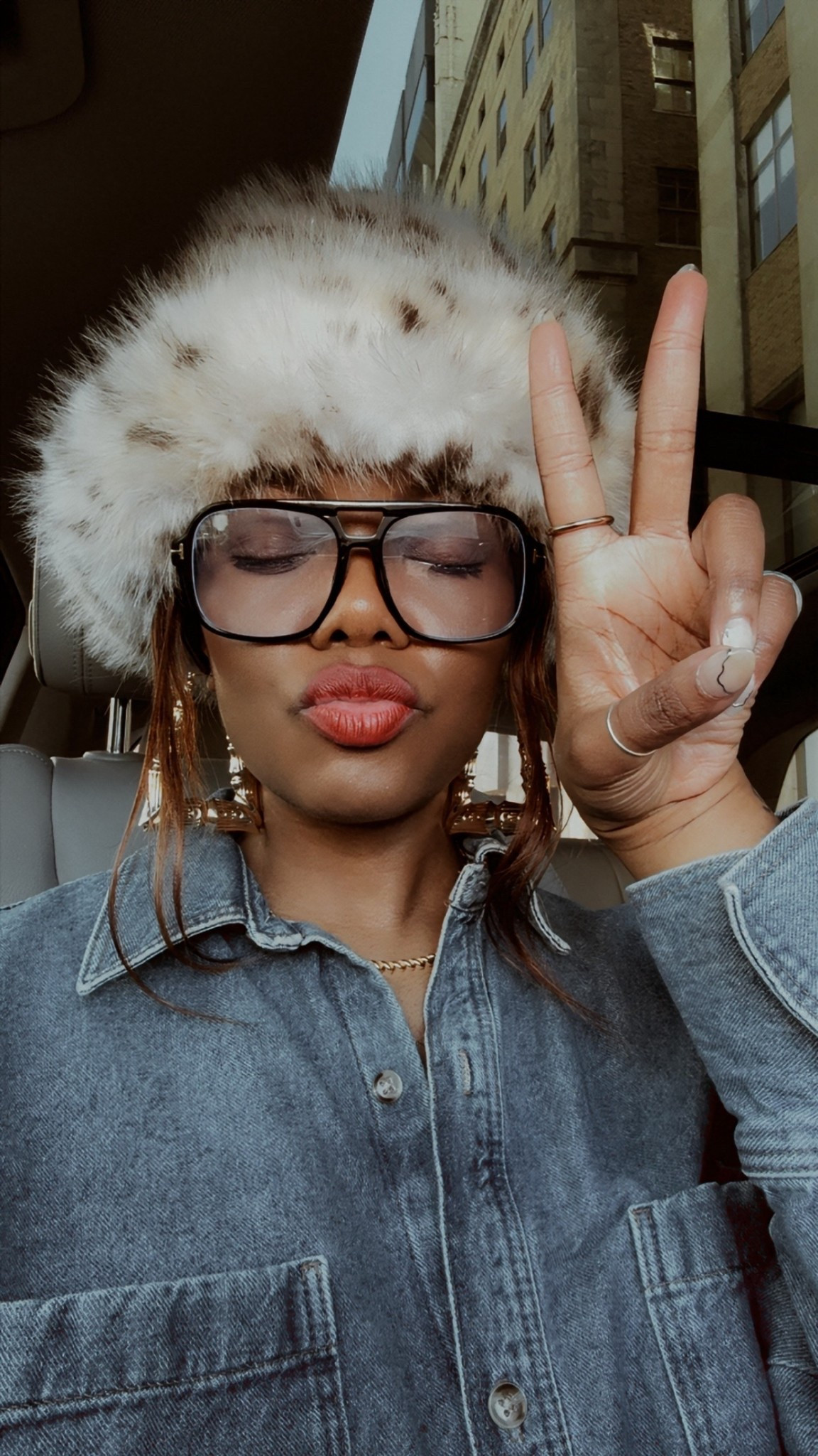 Cozy weekend essentials 