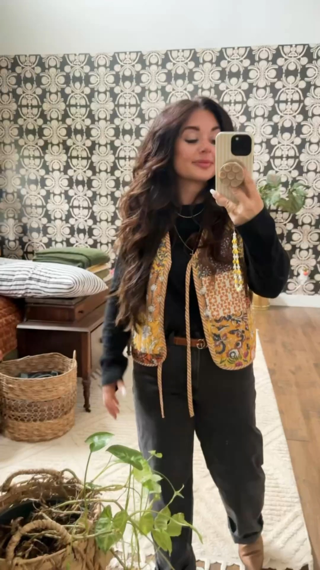This is one of my favorite vests I own. Adds a pop of color to an outfit to make it fun, perfect for spring!!

#LTKootd #LTKU #LTKSaleAlert