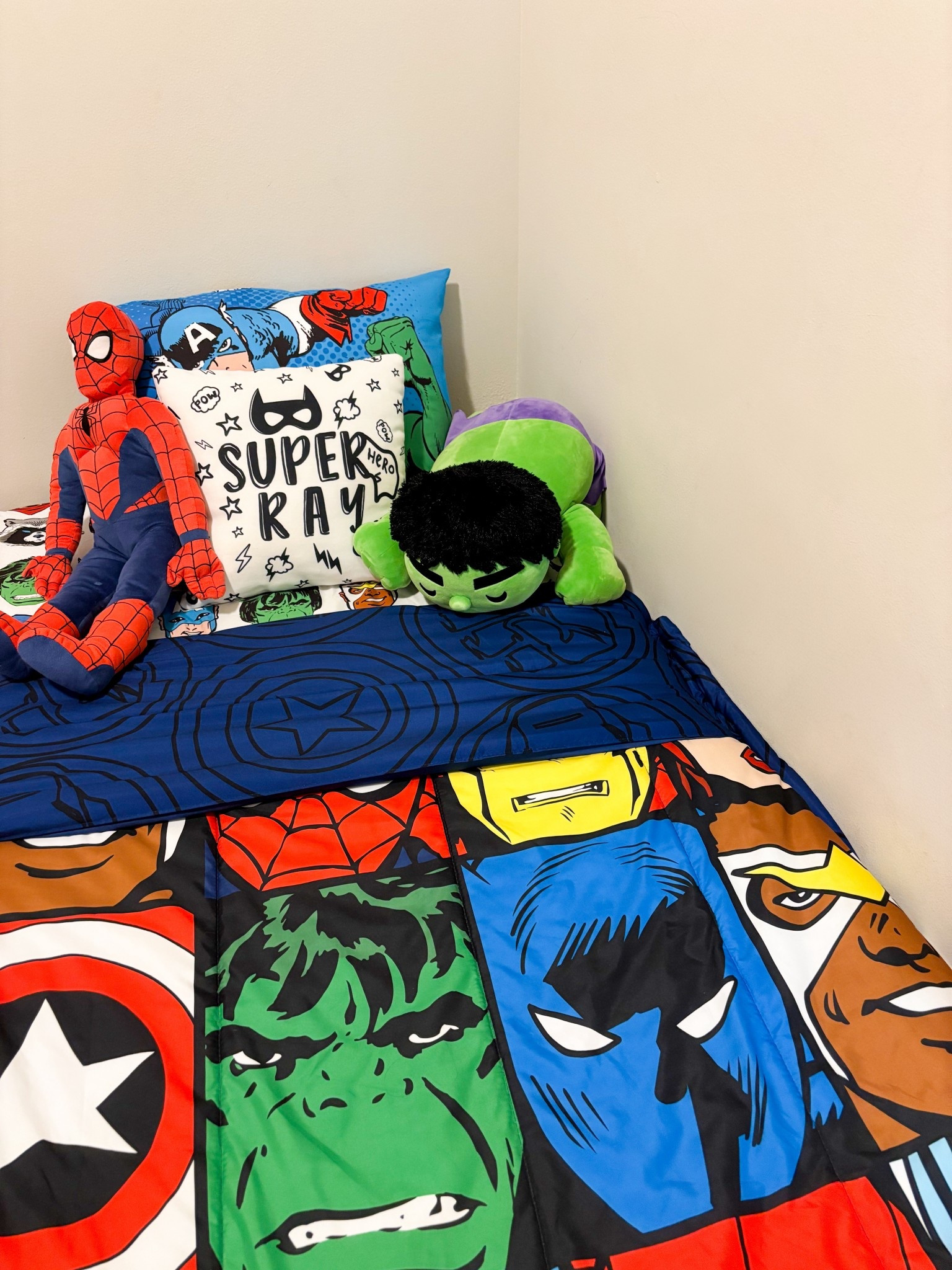 Superhero bedding at Target 🎯🦸‍♂️

#LTKKids #LTKFindsUnder100 #LTKSaleAlert