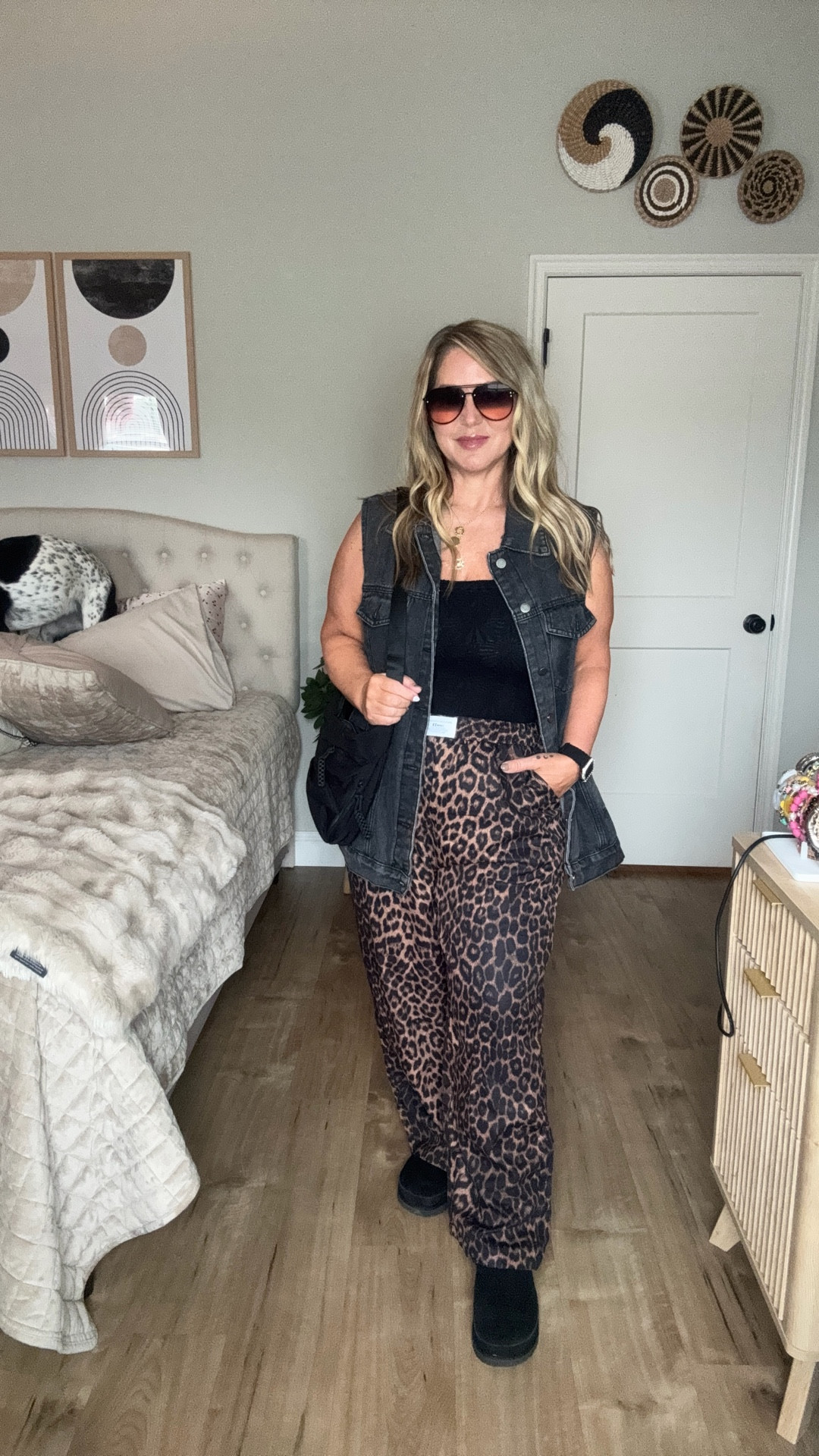 Size large in everything 

#LTKOver40 #LTKPetite #LTKMidsize