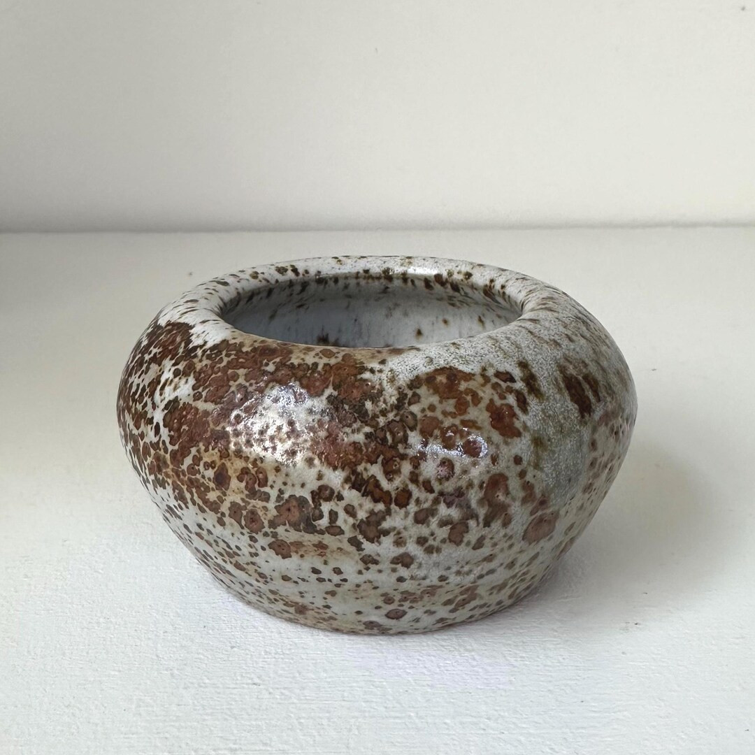 Vintage Mini Studio Pottery Speckled Low Bowl - Etsy | Etsy (US)