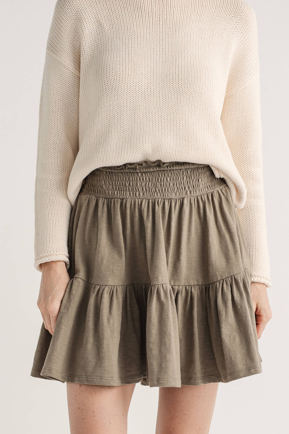 RD Style Tisha Ruched Waistband Jersey Skirt | Social Threads