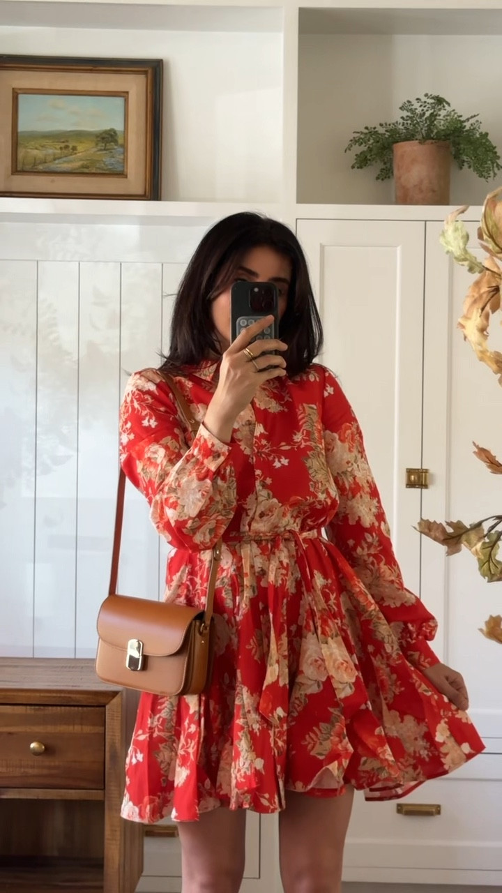 Loving the fit on this Sezane dress, very flattering 

#LTKstyletip #LTKitbag #LTKVideo