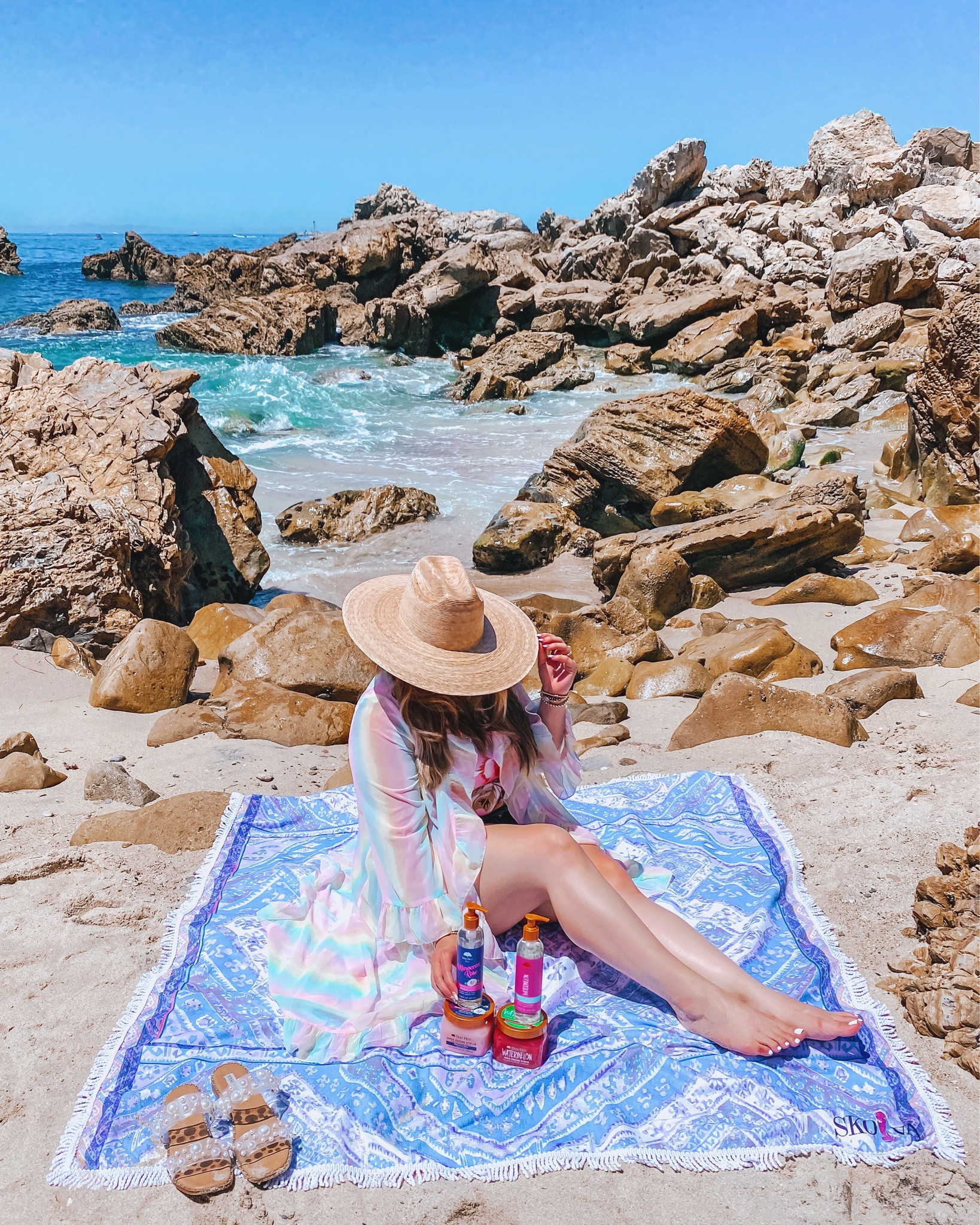 When that beach glow hits just right 💫 I’m always looking for ways to perk up my skin and achieve that effortless ✨ G L O W ✨ especially now that we’re approaching transitional fall weather #ad 

I’ve been OBSESSED with @treehut’s Moroccan Rose + Watermelon Shea Sugar Body Scrubs and Moisturizing Shave Oils from @target 😍 Not only do their products powered by proprietary technology leave my skin feeling hydrated, nourished, protected, and oh SO silky soft, but they’re also vegan, alcohol-free, paraben-free, AND sulfate-free! 🙌🏻 

Did I mention that their scents smell SO deliciously yummy that you’ll be tempted to do a little…..taste test? 🙈🙊 Ditch boring showers and shop @treehut’s range of beauty products on the @shop.LTK app because you totally deserve a self-care day without compromise 🧖🏻‍♀️✨ #Treehut #Target #TargetPartner 

#LTKunder50 #LTKswim #LTKbeauty