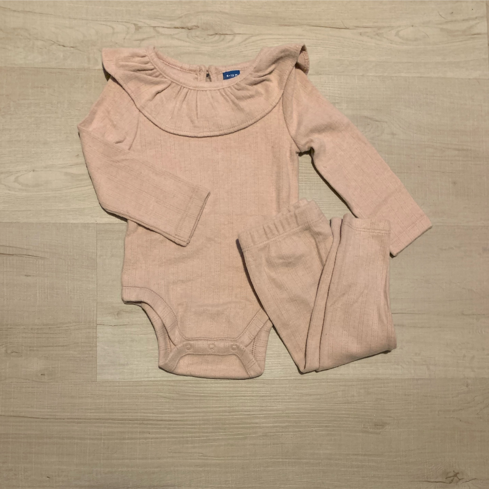 Baby two piece set- sooo soft!!

#LTKbaby #LTKfindsunder50 #LTKkids