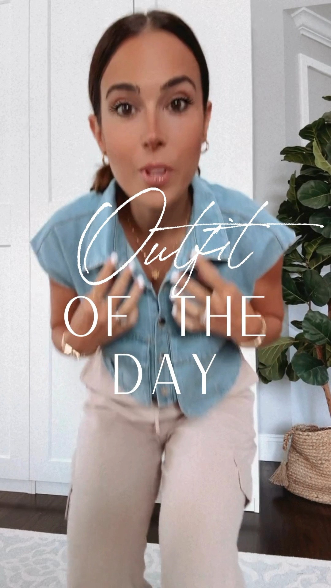 Denim + linen is my favorite combo 🙌🏻 wearing size small in everything 

#LTKFindsUnder100 #LTKFindsUnder50 #LTKStyleTip