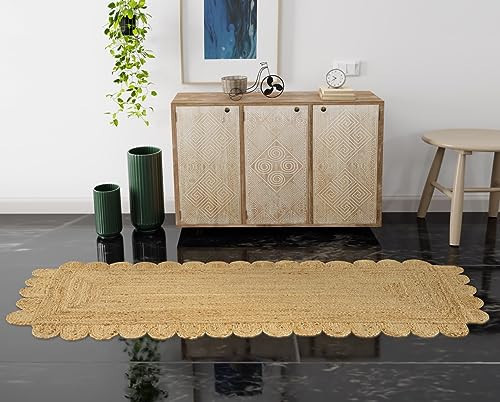 GRUHUM Scalloped Jute Runner Rug 2'6"x4'ft Natural Fiber Rectangular Boho Reversible Handwoven Soft Rustic Vintage Farmhouse Jute Area Rug Indoor Ecofriendly Livingroom Kitchen Hallways Enterways | Amazon (US)