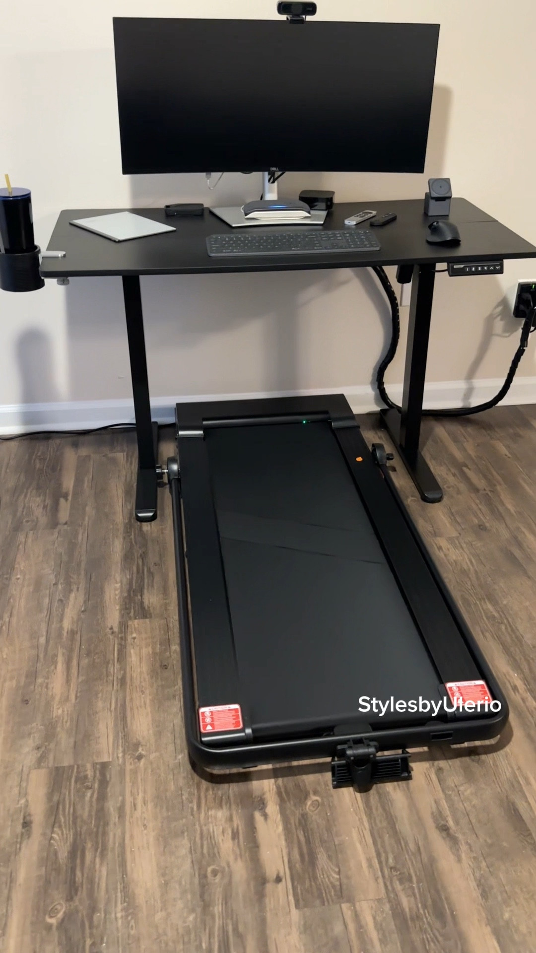 2 - in - 1 Treadmill 

The treadmill has dual purpose, you can use it in walking pad mode or running mode with the adjustable speeds.


#Treadmill #WalkingPad #2in1Treadmill
#Treadmill

#LTKWatchNow #LTKHome #LTKFitness