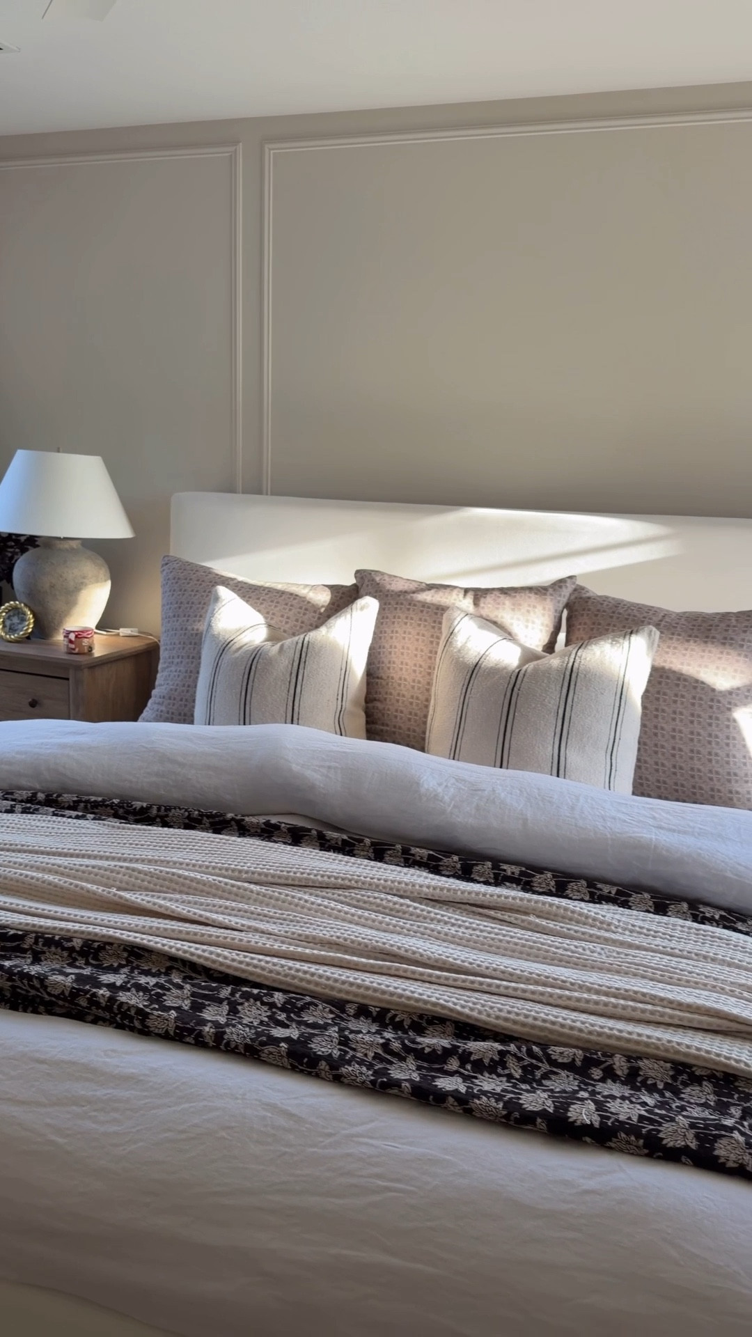 Bedroom, links and Cozy Earth pjs I’m currently loving!

Use my code to save 40% off: 
CE-LOVELETTERSHOME

#LTKHoliday #LTKHome #LTKSaleAlert