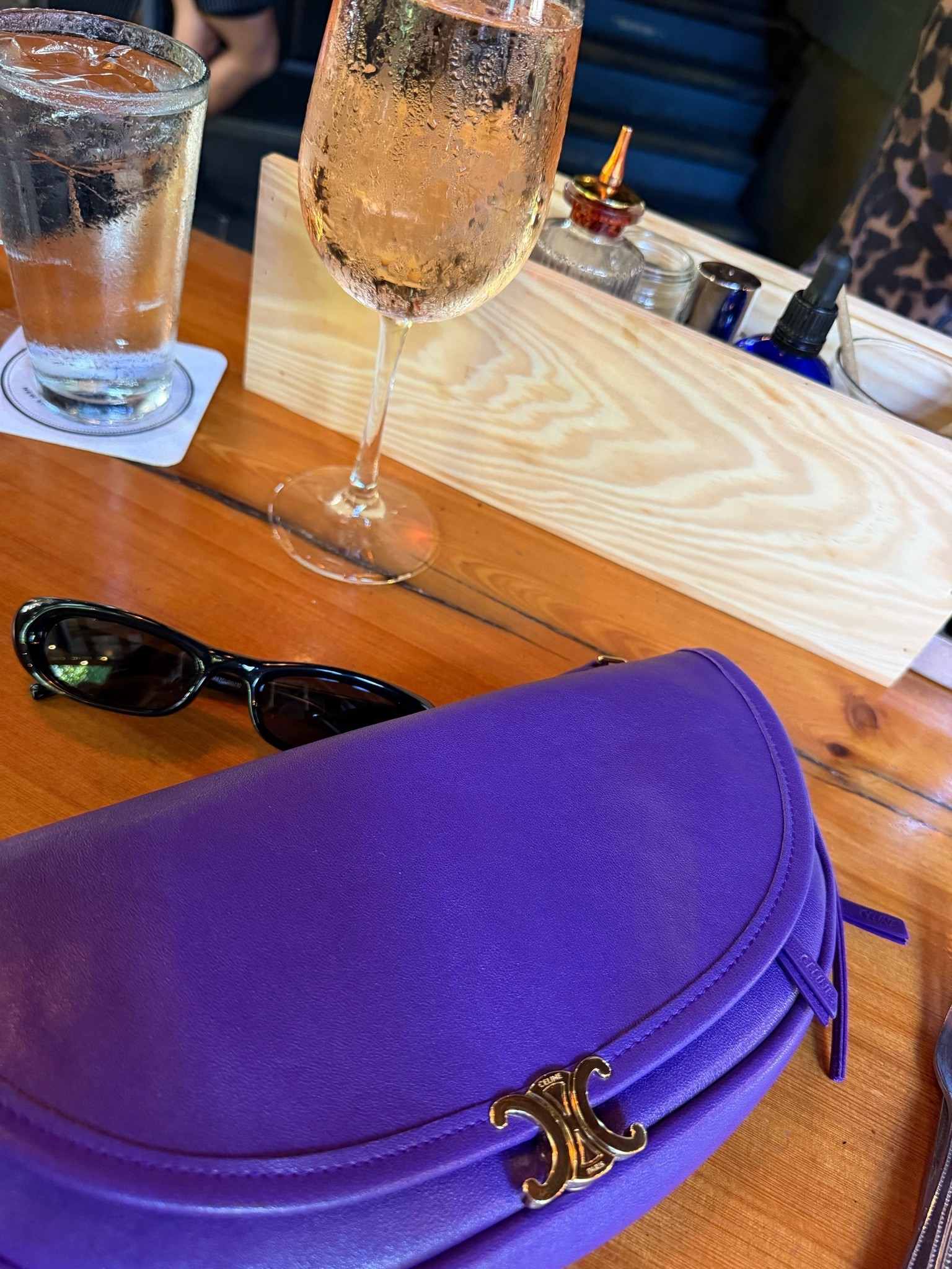 Brunch with Celine & Saint Laurent. Neither offered to pick up the check. 🥂💜

Taking the good bag out because Sunday brunch is occasion enough. Purple Celine + Saint Laurent sunnies = my kind of brunch dates. Shop my accessories below!