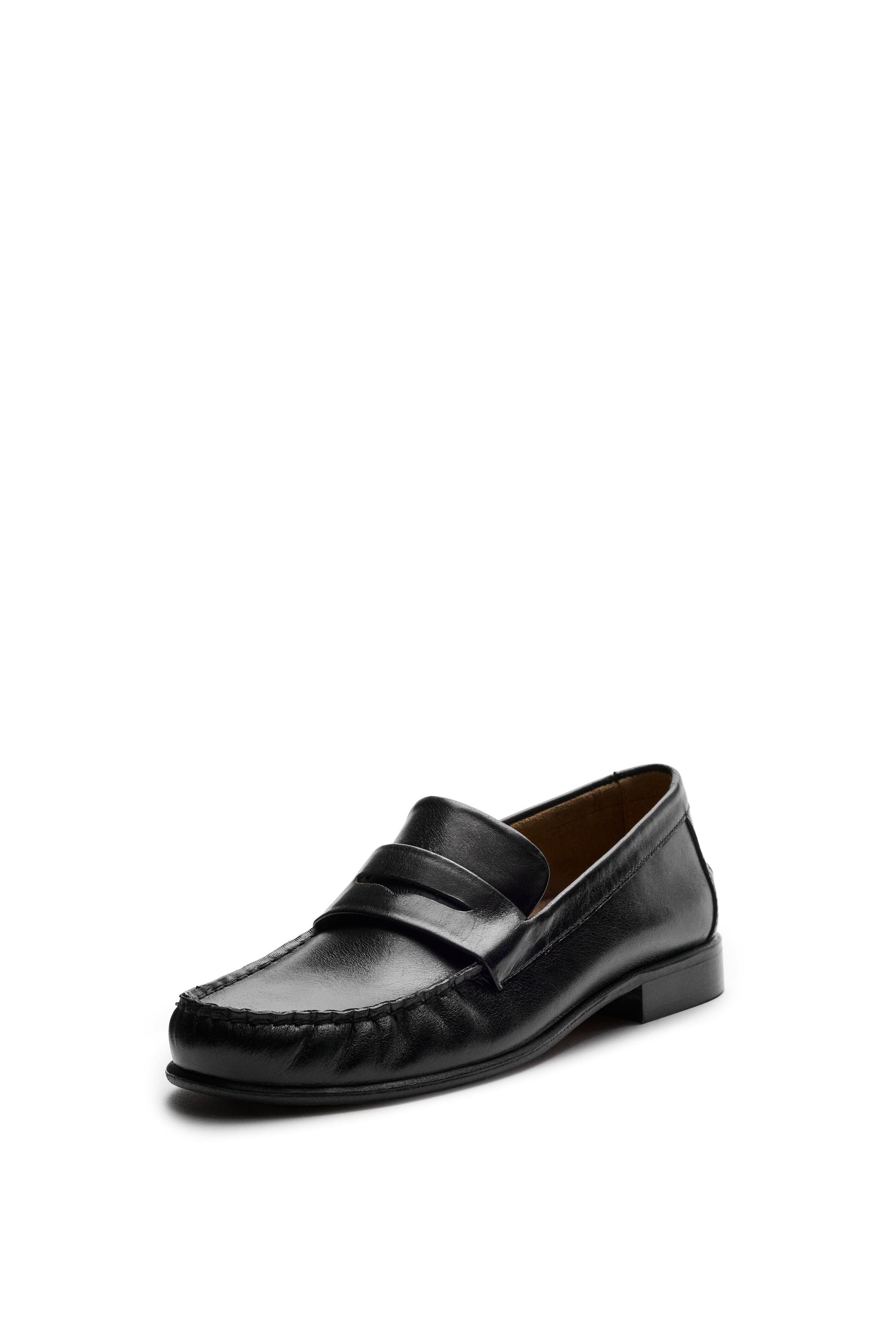 Leather penny loafer - BLACK | Massimo Dutti US