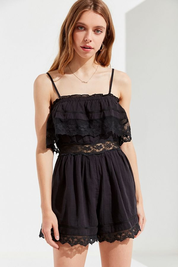 UO Santucci Tiered Lace Romper | Urban Outfitters (US and RoW)