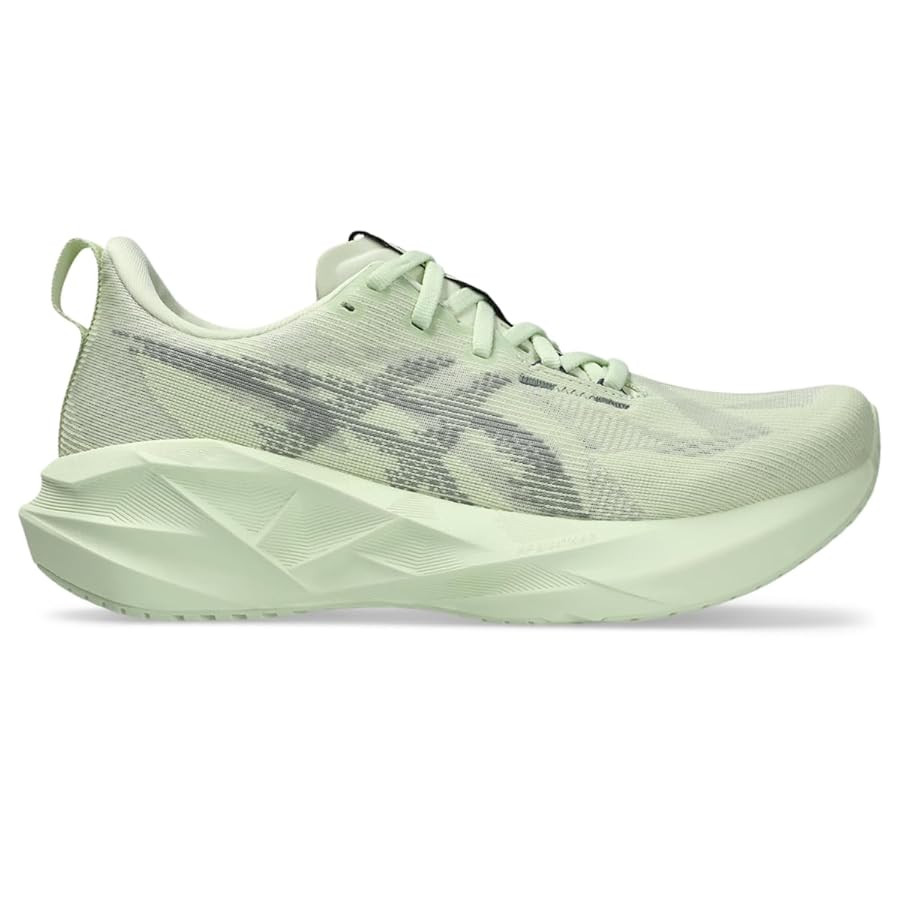 ASICS Women's Novablast 5 Sneaker | Amazon (US)