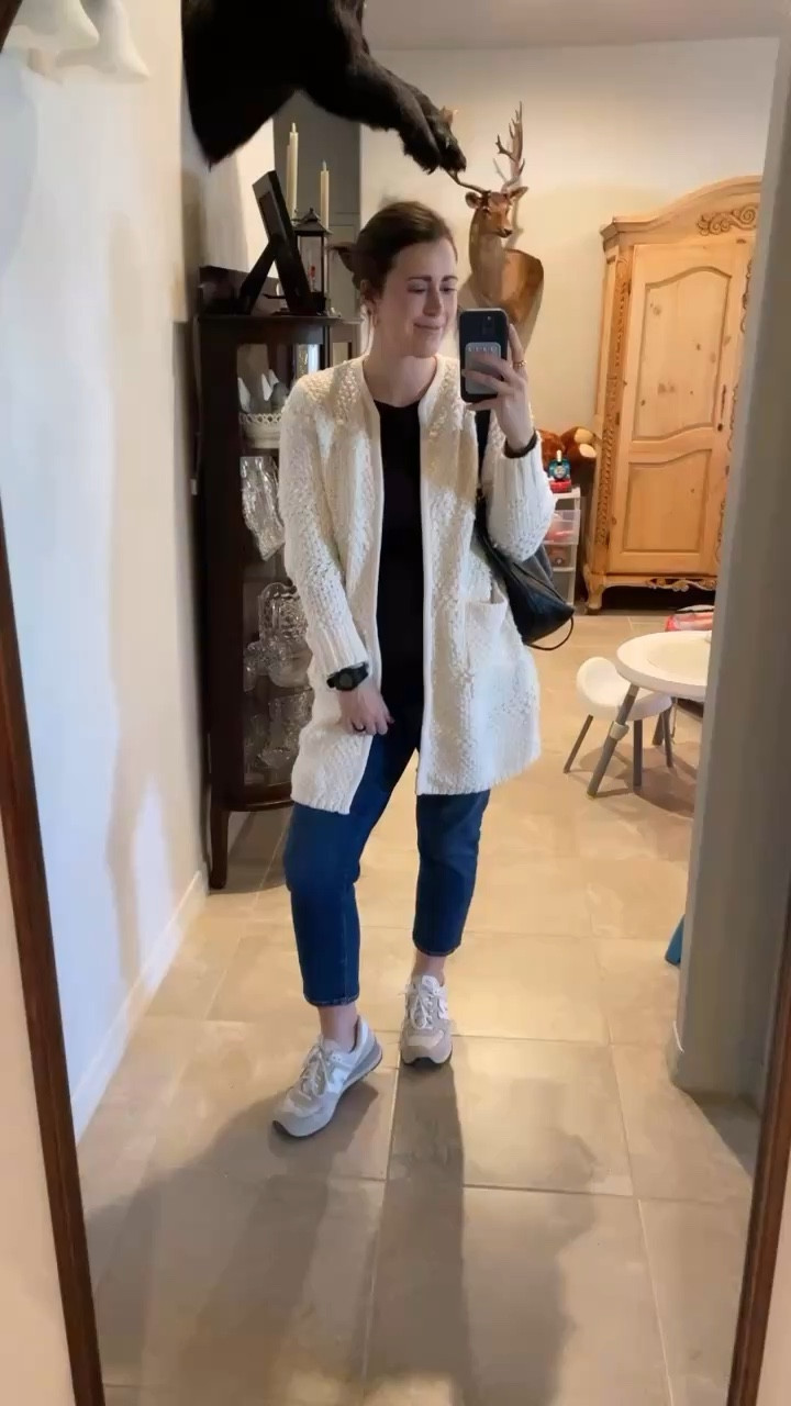 What I wore this week at 24 weeks pregnant.

Look 1: 
Long chunky knit cardigan from Lou and Grey - old
GAP Maternity Modern Crew Neck Tee in Brown
GAP Maternity Jeans
New Balance 574 Sneaker
Madewell Leather Transport Tote in Black 

Look 2: 
MPG SPORT Serene Luxe Side Slit Pullover from Stitch Fix
CRZ YOGA Maternity Leggings
Cotton Slouch Boot Socks from Target
New Balance 574 Sneaker

Look 3: 
MAMA Navy and White Striped Collared Jumper from H & M - SIZE DOWN!
GAP Maternity jeans
Dolce Vita Hardi Loafer in Black Crinkle Leather
Black Croc Purse from Amazon

Look 4: 
Cropped Cotton Cardigan from Quince
41 HAWTHORN Garcelle Soft Square Fitted Rib Knit Top in Brown from Stitch Fix 
GAP Maternity Jeans
Loafers in Ecru from Rothy’s 
St. Anne Tote in Axis from Barrington Gifts

Look 5: 
Cotton Boyfriend Crew Sweater from Quince
GAP Maternity Jeans
Morgan Boots from FreeBird
ABLE Mihiret Tote Bag

Linked what I could! 

Maternity, pregnant, bump, family, friendly, casual, comfy, comfortable, classic, style, affordable, gold, hoops, earrings, Amazon, target, capsule, wardrobe, tennis, shoes, everyday, outfits, outfit, look, tortoise, Ralph, Lauren.
