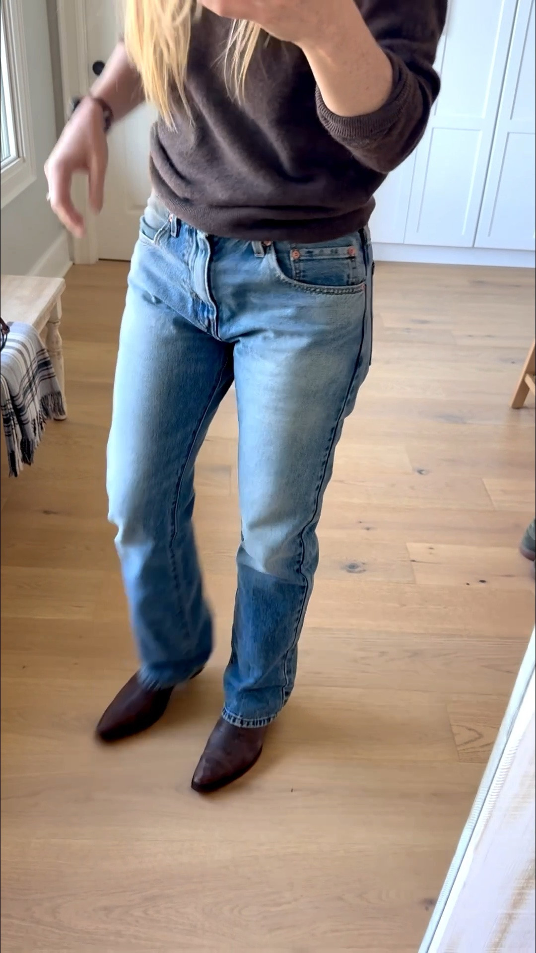 Casual jeans and cowboy boots outfit

Size reference 5’ 9” 140 lbs

Cashmere sweater - medium for oversized fit

Vintage look Levi’s - 32 x 34
(Normally a 27 or 28 in Levi’s)

Cowboy boots outfit Size- sizes up 1/2 size


Western style. Vintage style. Western chic. Bootcut jeans. Classic style outfit.

#LTKOver40 #LTKTall #LTKSaleAlert