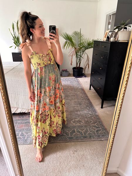 I absolutely LOVE this dress y’all!! It’s so comfy and flowy, and perfect for spring/summer! 

Free People summer dress 
Spring dress 
Flowy dress 
Floral dress 
Maxi dress 

#LTKU #LTKFind #LTKfit