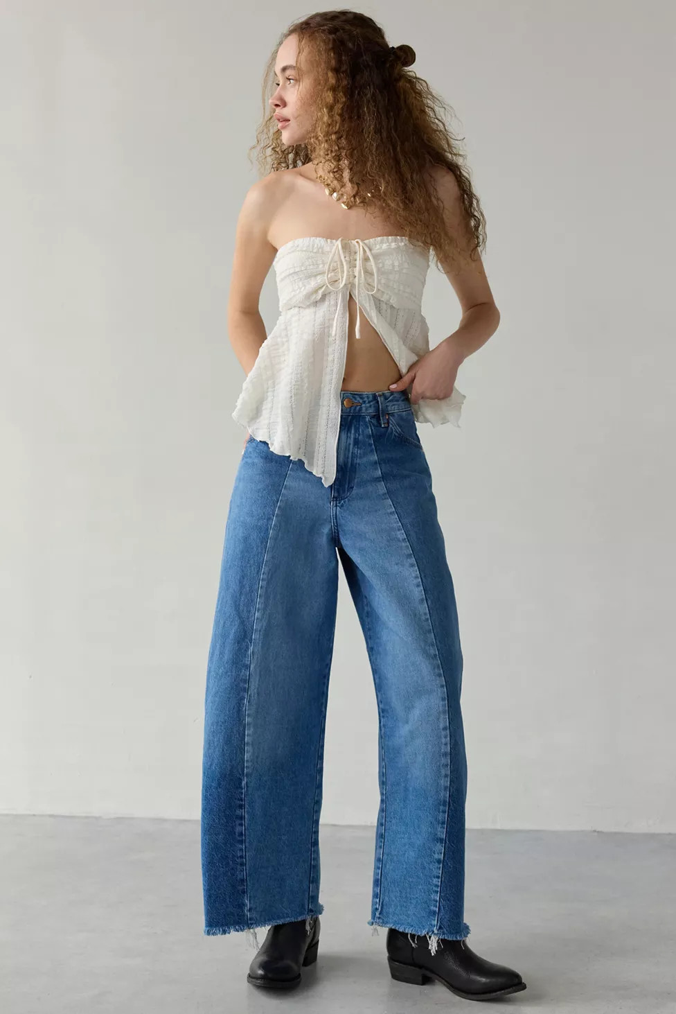 Wrangler Cowboy High-Rise Seamed Barrel Jean | Urban Outfitters (US and RoW)