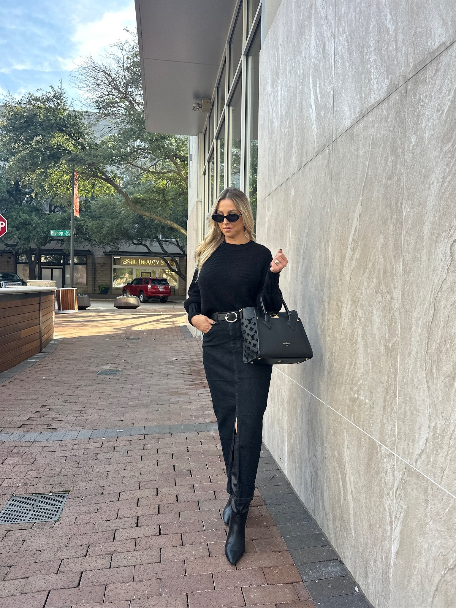 Love a black on black outfit! I think it just looks so chic! This ribbed sweater is an old fave so I did link a similar option. I also love this black denim maxi skirt —perfect for fall! I finished it off with black boots, black sunglasses, gold chain necklace and my LV handbag. All items linked⬆️

#Itkcreator #Itkfinds
#Itkwatchnow #amazon #amazonfinds #fall #fallfinds #fallfashion #sweater #Iv #handbag

#LTKootd #LTKItBag #LTKStyleTip