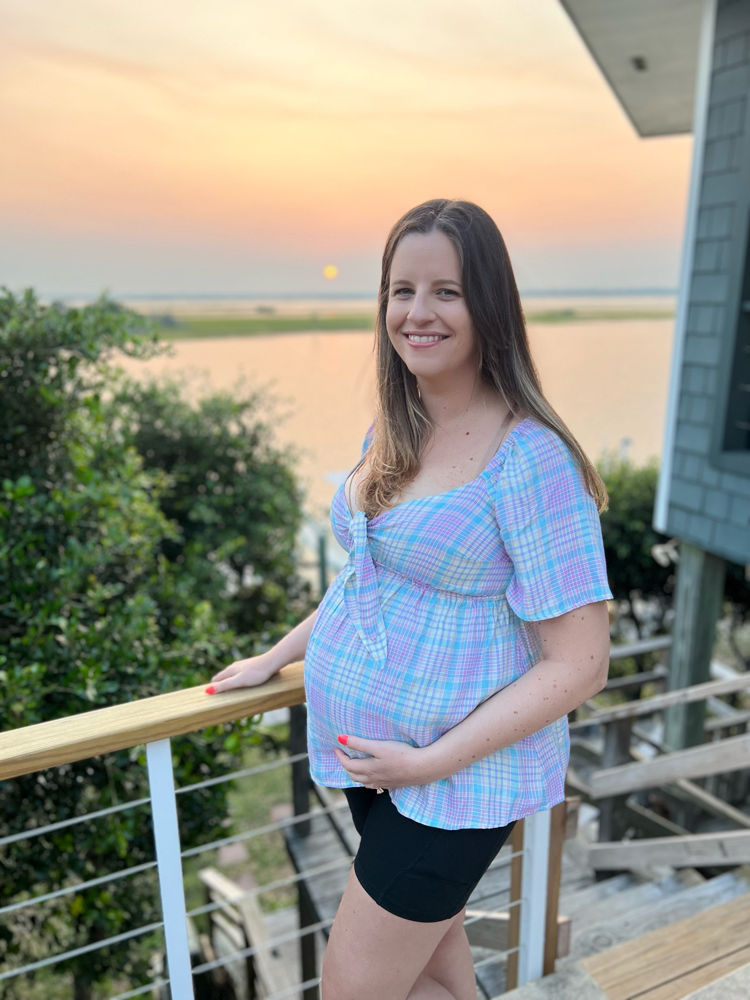 I live in these comfy maternity shorts every day in the summer!

Summer maternity outfit, maternity shorts, maternity top, maternity shirt, maternity biker shorts

#LTKbump #LTKbaby #LTKunder50