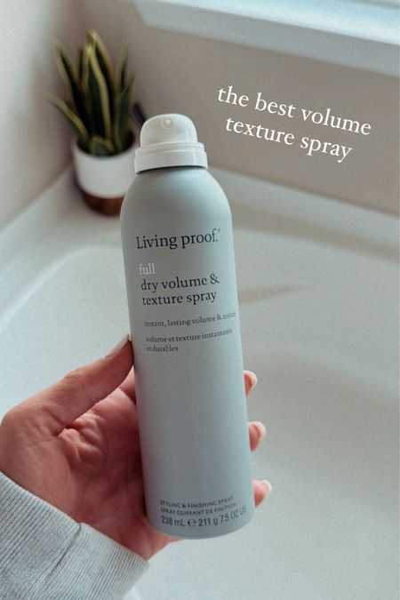 My favorite dry texture spray 👌🏼

#LTKbeauty #LTKfindsunder50