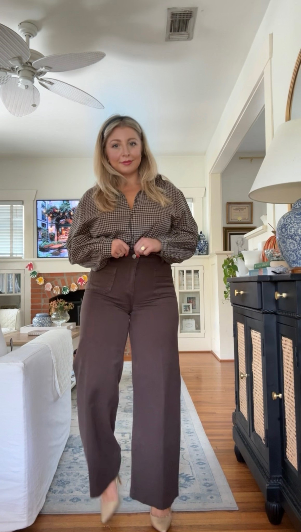 Brown Wide Leg pants 30% off code EARLY30 - fit TTS wearing 6/EU38

#LTKPetite #LTKMidsize #LTKCyberWeek