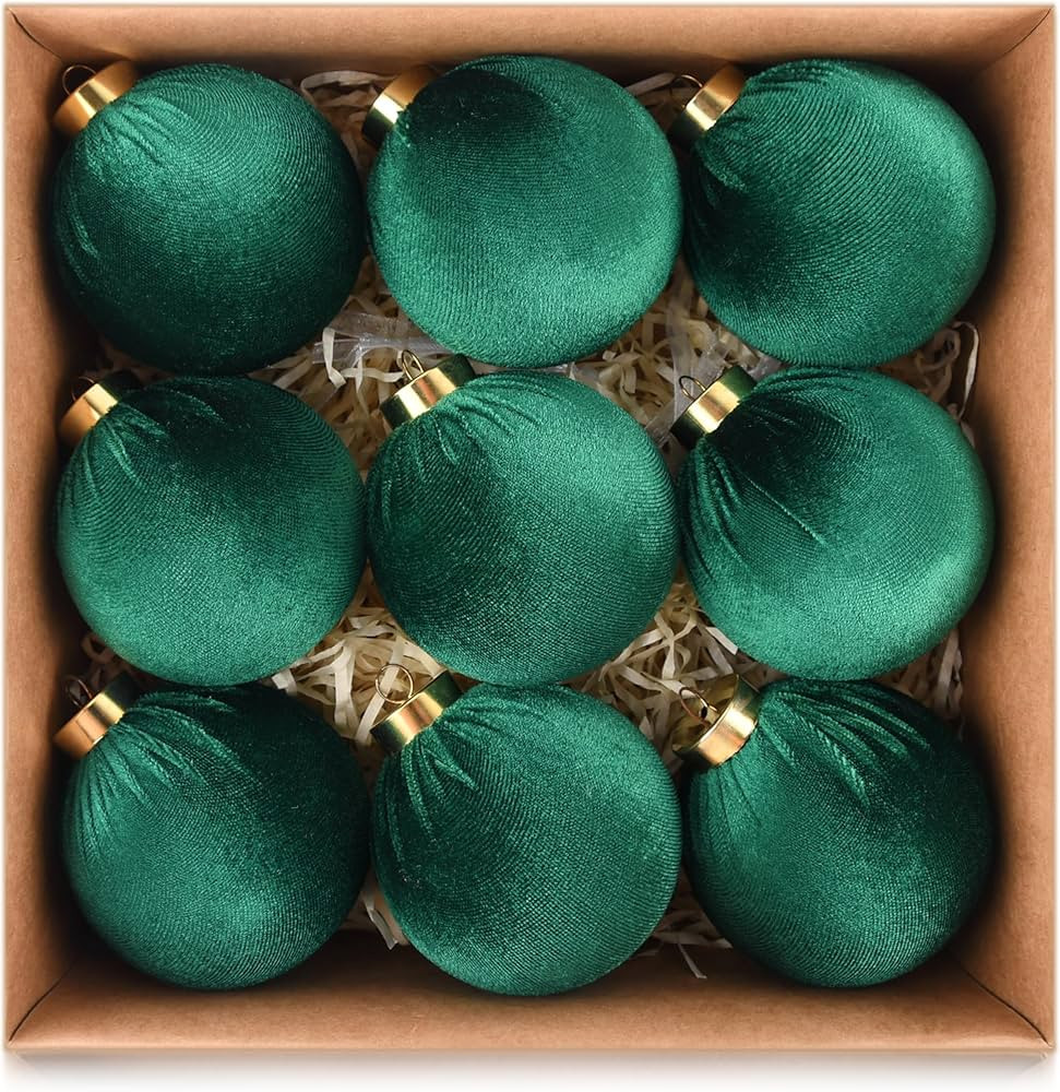 Velvet Ornaments for Christmas Tree Decorations - Emerald Green Xmas Ball Ornament for Indoor Hol... | Amazon (US)