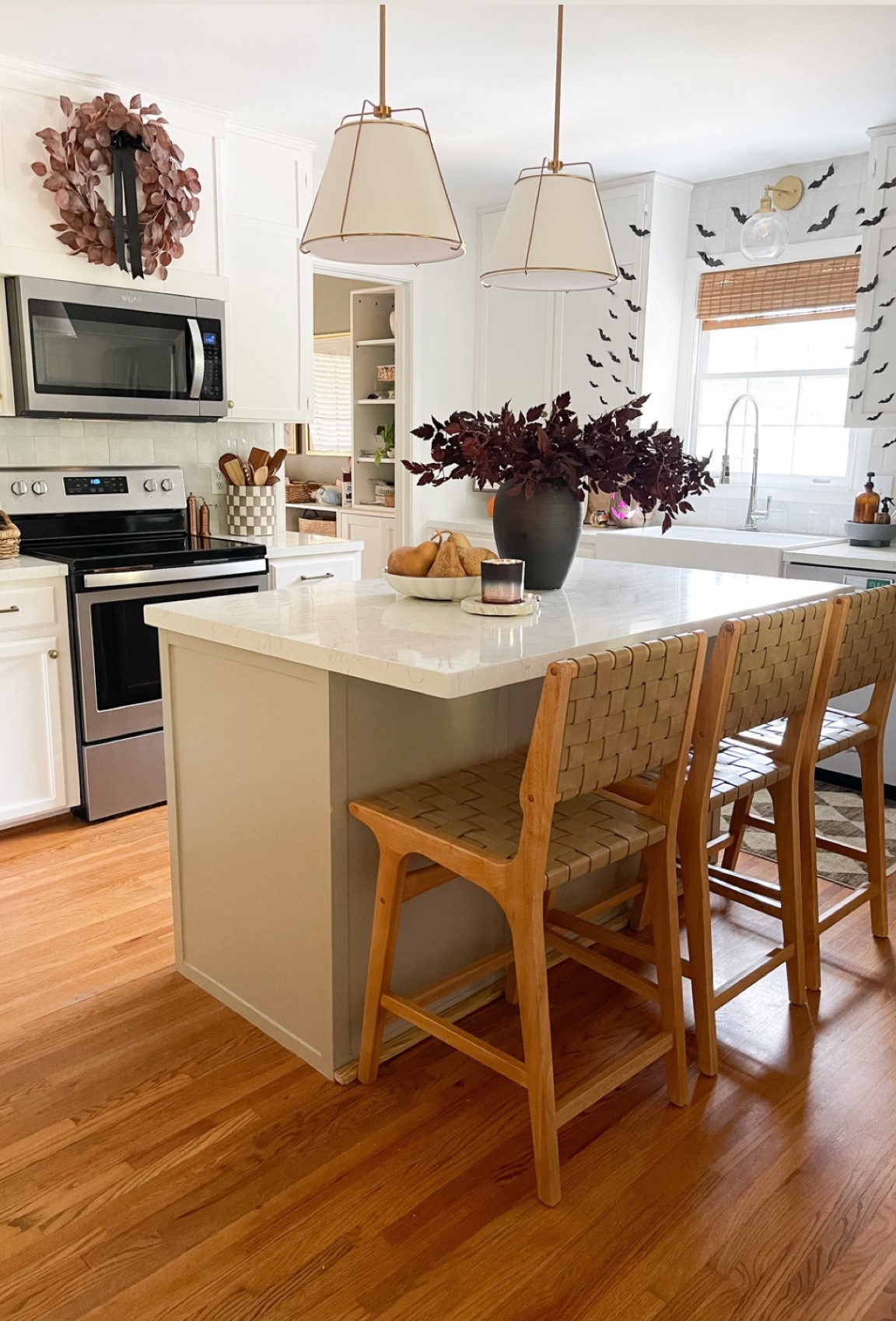 My FALLOWEEN kitchen  

#LTKStyleTip #LTKHome #LTKSeasonal