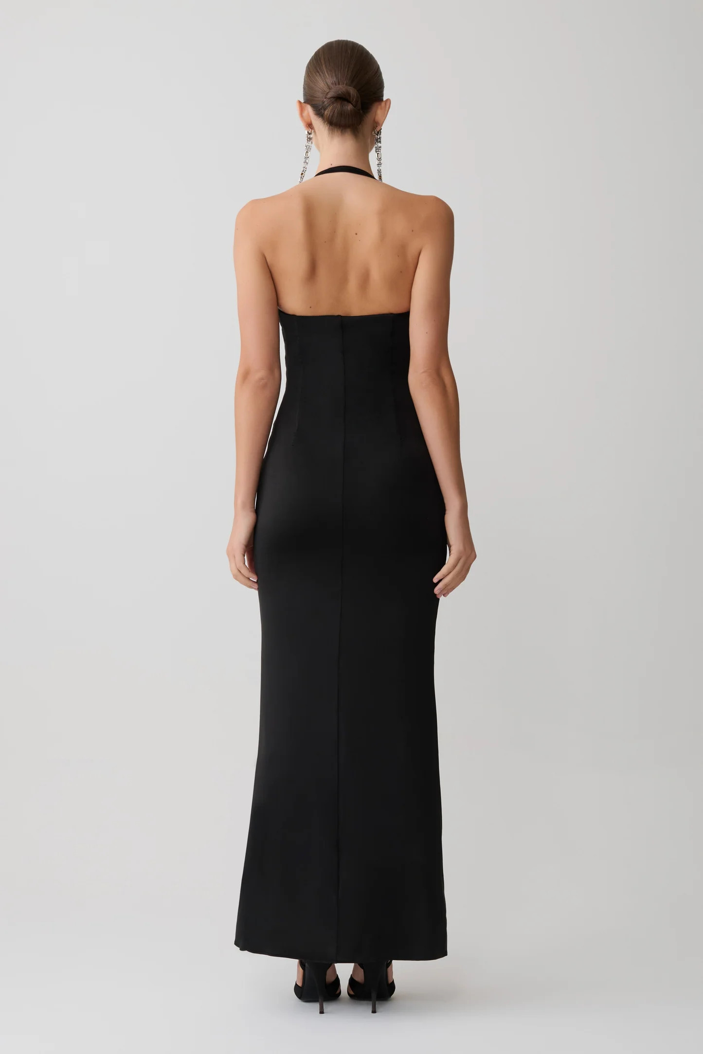 Gathered Slinky Halter Maxi Dress - Black | MESHKI US