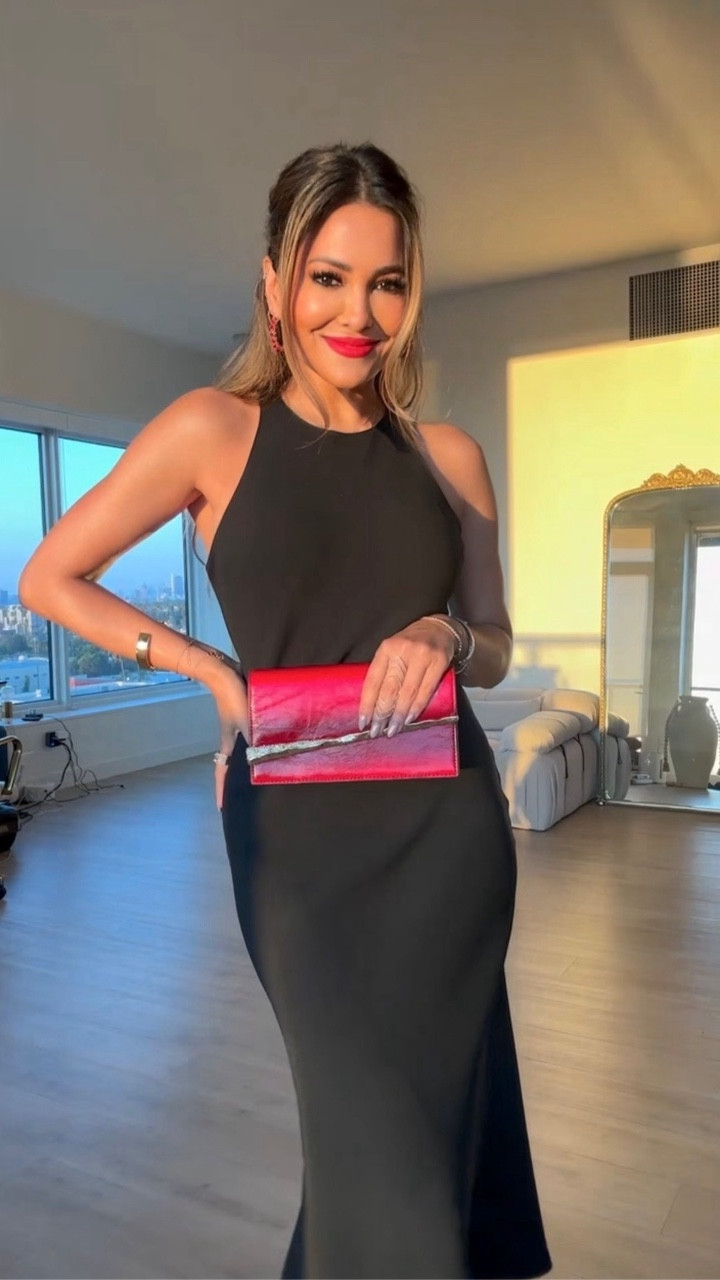 Bra Hack for Racerback tops and dresses!

#LTKBeauty #LTKgrwm #LTKootd