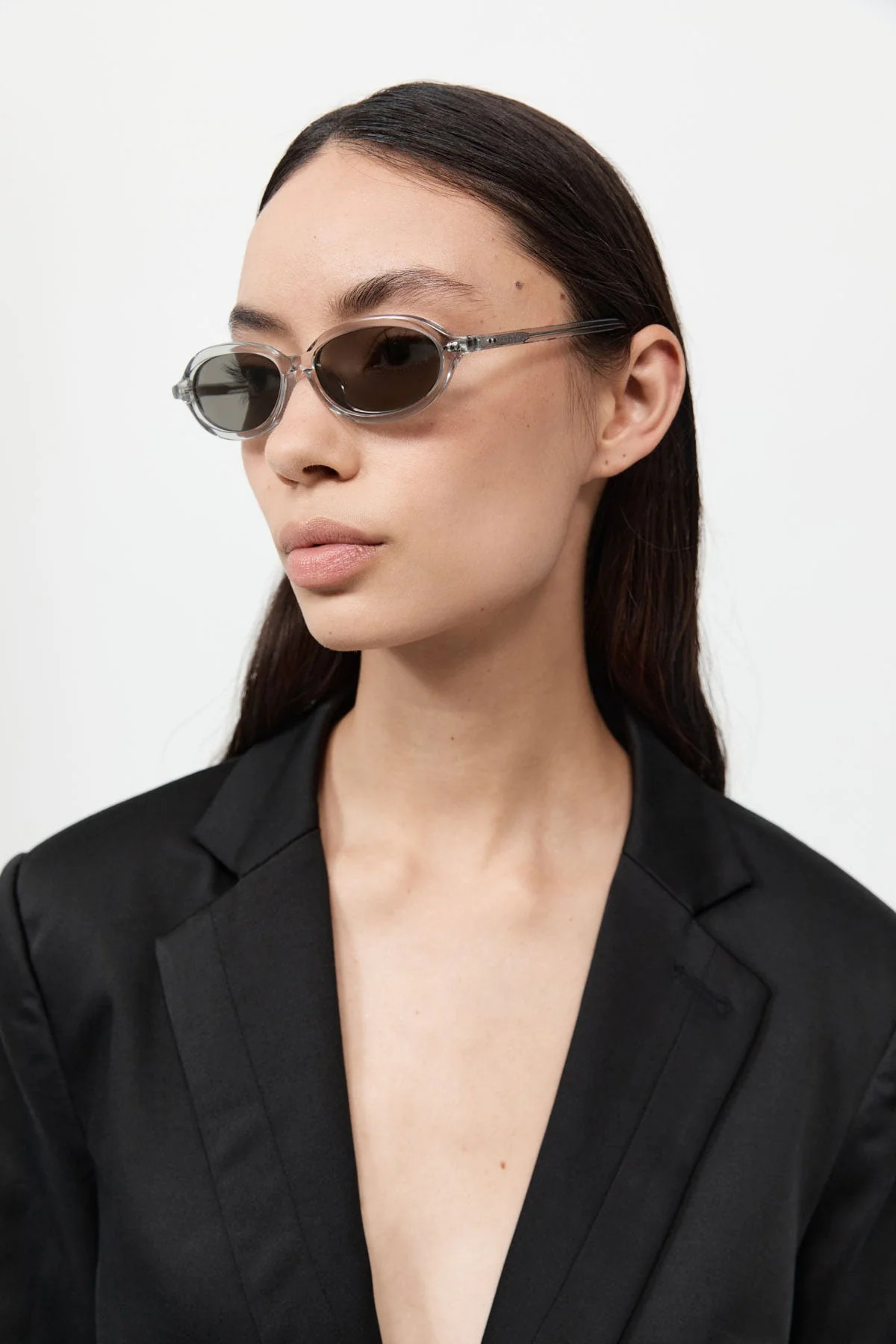 90s Slim Oval Sunglasses - Smoke | St. Agni (US, UK, EU)