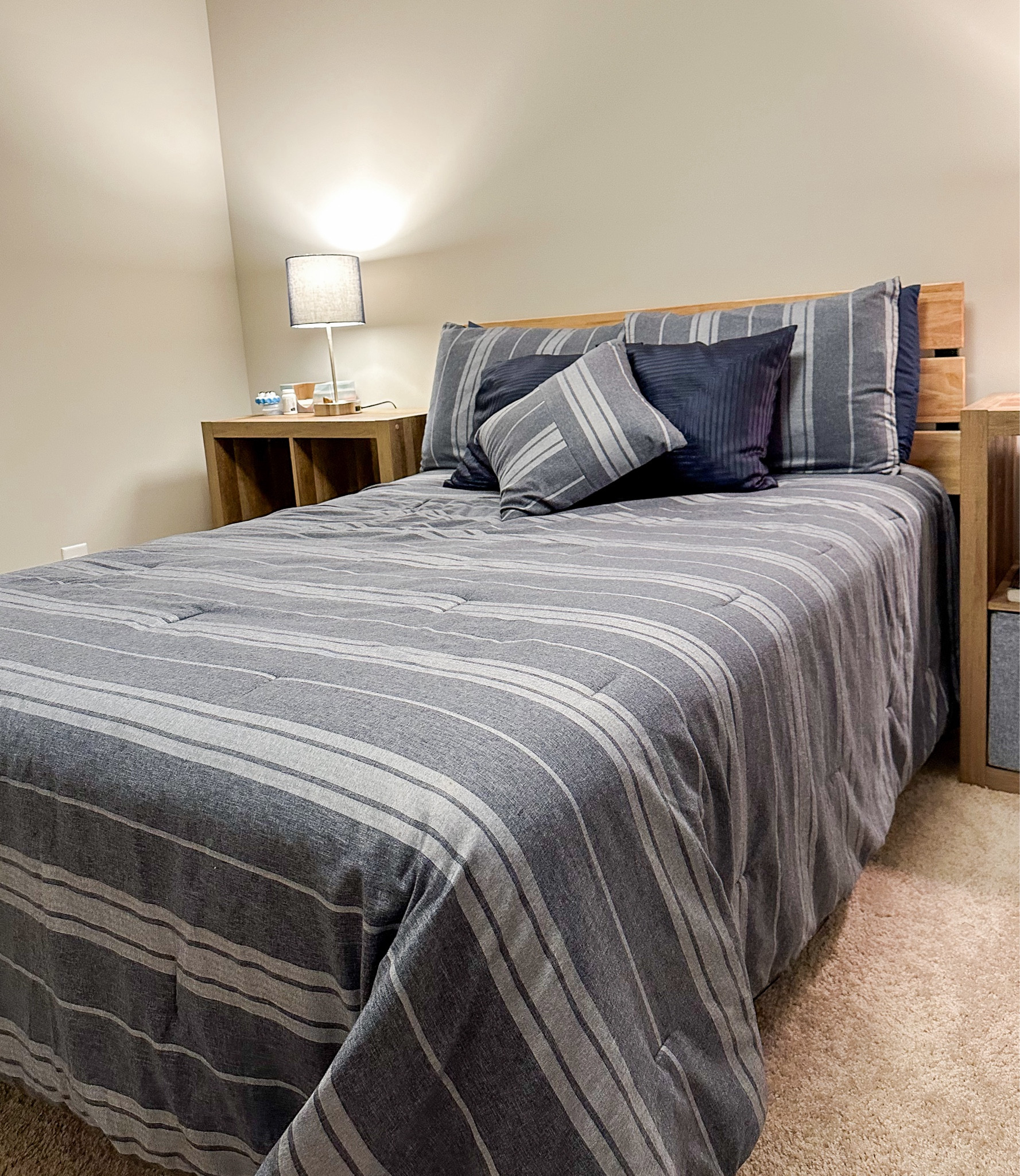 Blue striped comforter for masculine bedroom. Budget friendly comforter and bedroom decor for teen boy. 

#bedroomdecor #homedecor #targethome 

#LTKhome