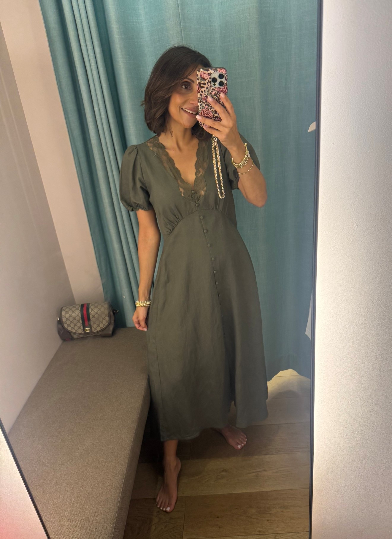 Loft linen dress
Was so pretty on!
I’m in xs 

#LTKWedding #LTKOver40 #LTKWorkwear