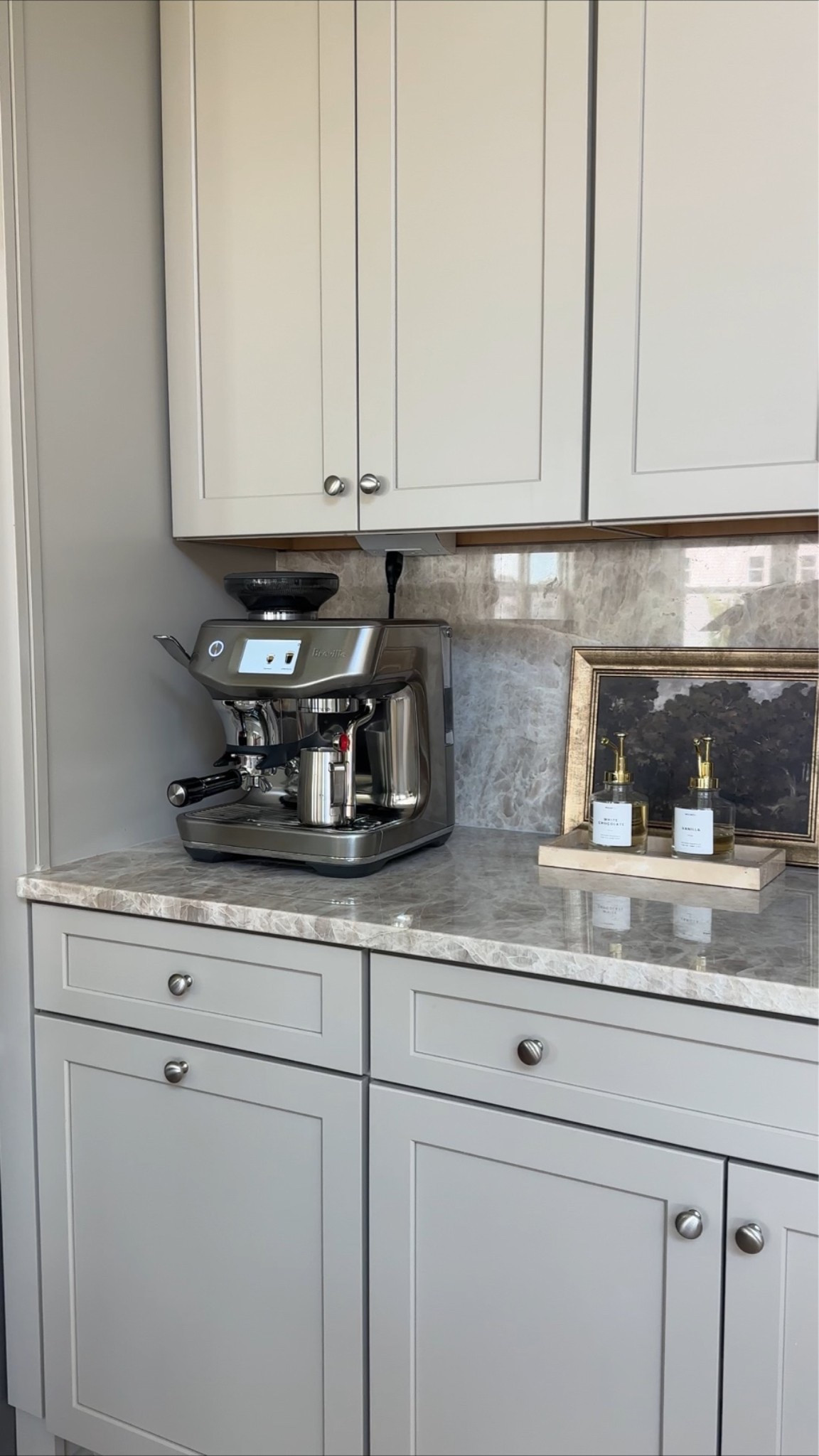 Breville espresso maker

#LTKHome #LTKmorningroutine #LTKvlog