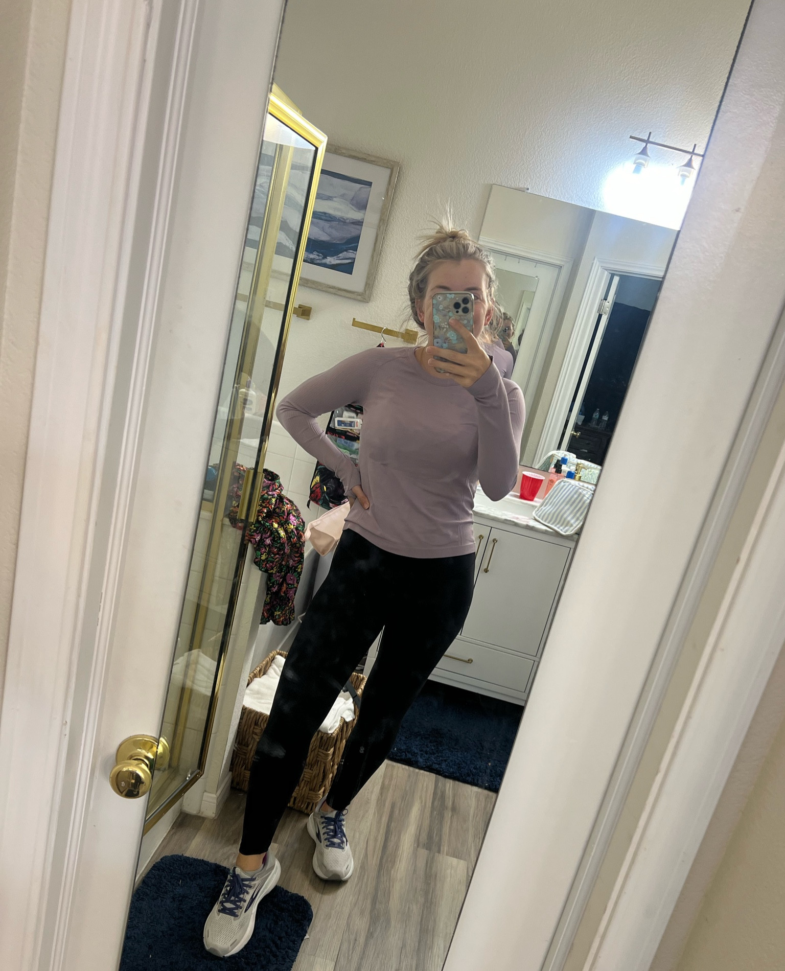 These leggings + top combo will be on repeat 👏👏 so comfy and look for less 

Fall fashion 
Athleisure 
Workout outfit 

#LTKStyleTip #LTKFindsUnder50 #LTKActive