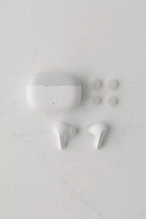 JBL Vibe 200 True Wireless Earbuds