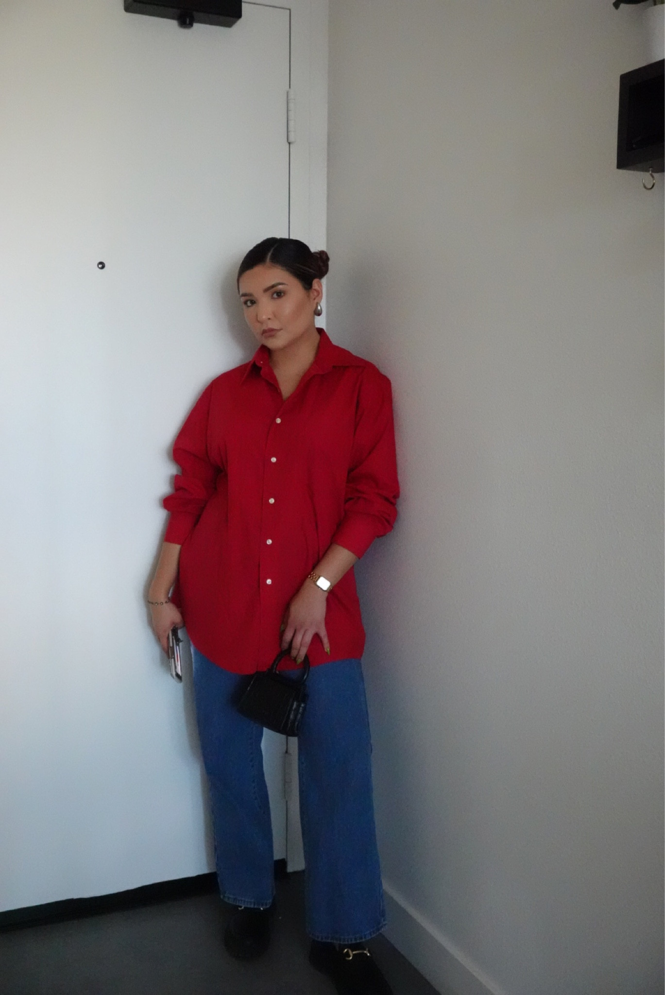 button down was a thrift find but as usual here are some that are similar 🫶🏼
Earrings: @weargilded on IG
bag: La Voute

#LTKStyleTip #LTKSeasonal #LTKWorkwear