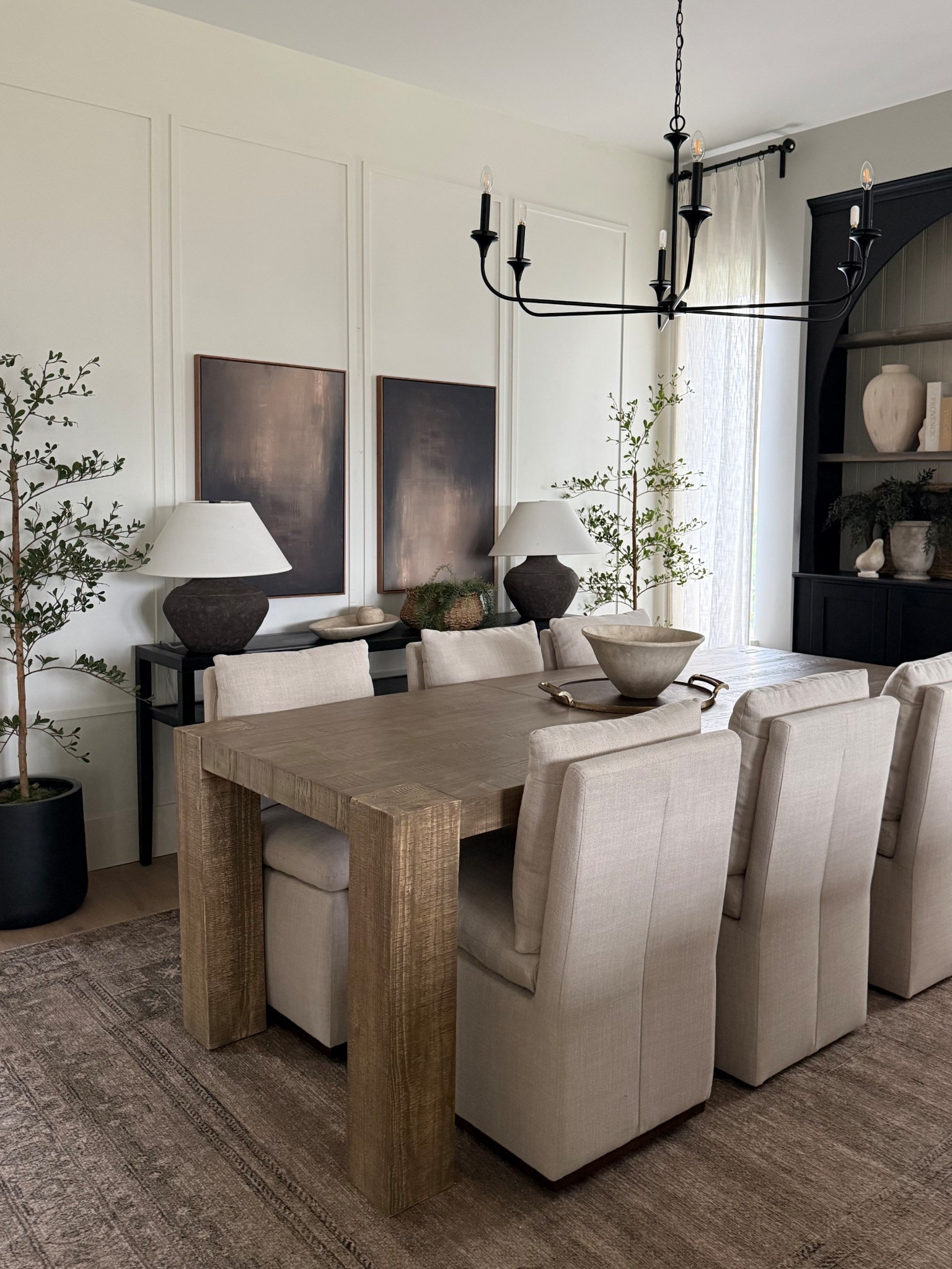 Flash deal on my upholstered dining chairs ✨✨
I can’t say enough good things about chair.. They are on casters, easy to move, comfortable, and durable. I have the colour flax linen.