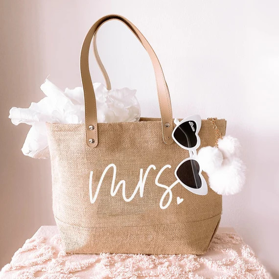 Mrs Straw Bag Bride Bag Bride Gift Bag Honeymoon Tote Bag Mrs | Etsy | Etsy (US)