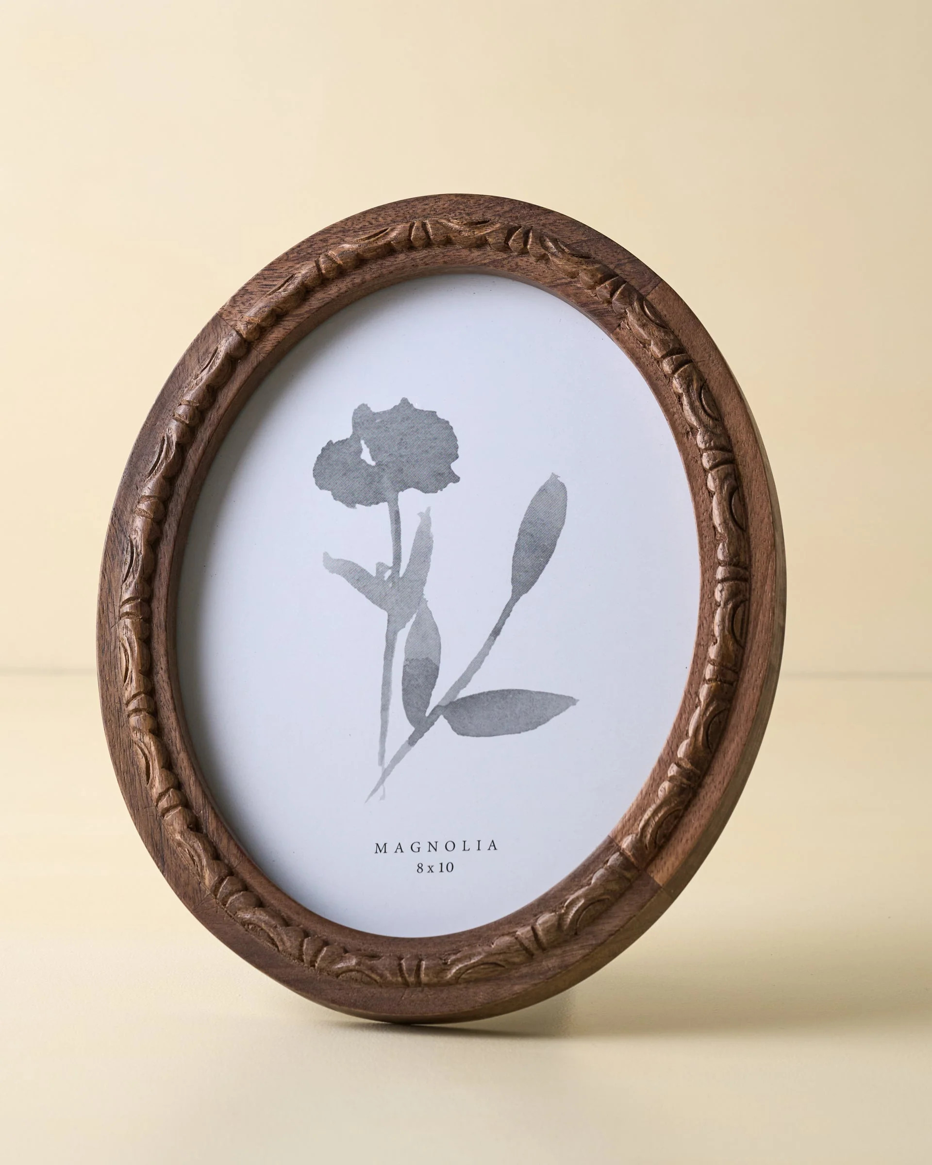 Caroline Carved Wood Oval Photo Frame | Magnolia