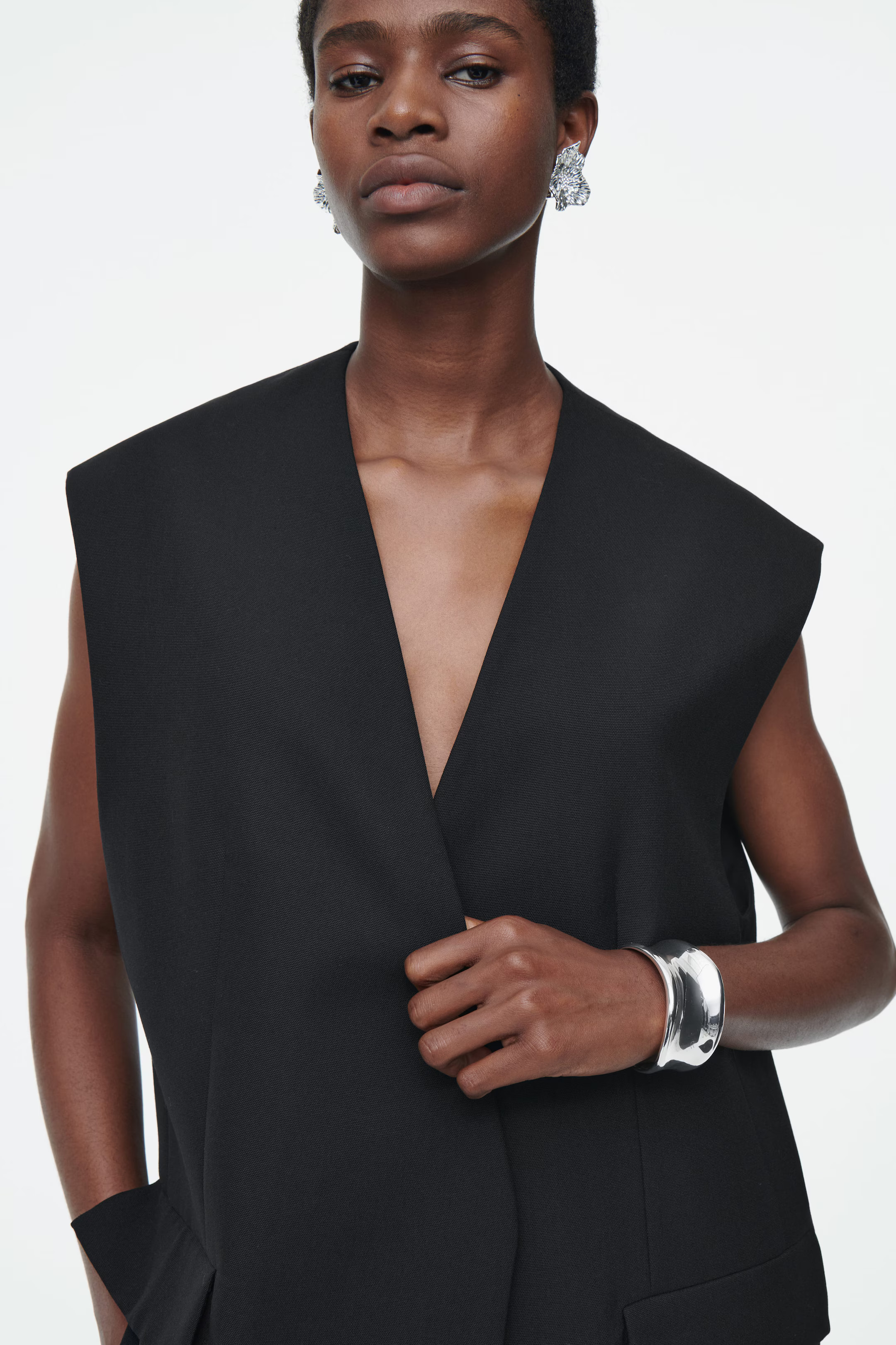 LANGE TWILL-WESTE AUS WOLL-MIX - SCHWARZ | COS (EU)