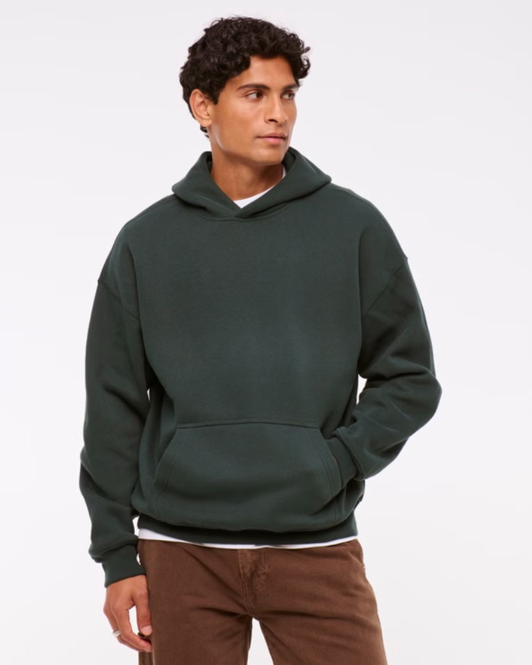 Abercrombie Men’s Essentials are all about clean cuts, neutral tones, and effortless layering. From premium tees and knit sweaters to tailored trousers and versatile outerwear, these staples are designed to build a modern, minimal wardrobe. Perfect for everyday wear, casual outings, or elevated street style looks.

📌 Hashtags:

#AbercrombieMen #MensWardrobeEssentials #ModernMensStyle #MinimalMenswear #MensOutfitInspo #ElevatedBasics #MensFashionFinds #CapsuleWardrobeMen 

 #LTKMens